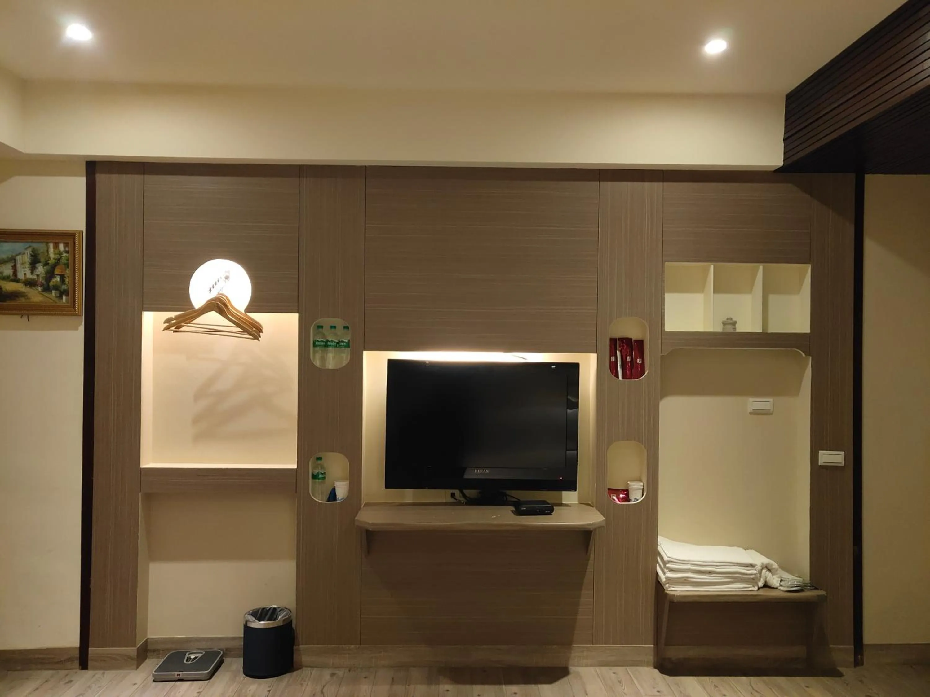 Empire Pacific Hotel龍潭科學園區 六福村 幼獅工業園區 長租旅居