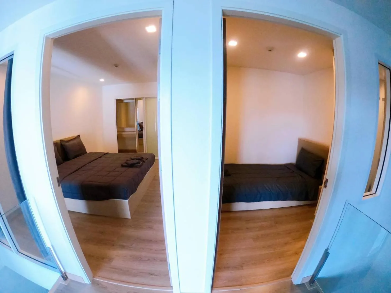 Bed in Sonrisa Srirachaที่พักติดทะเล