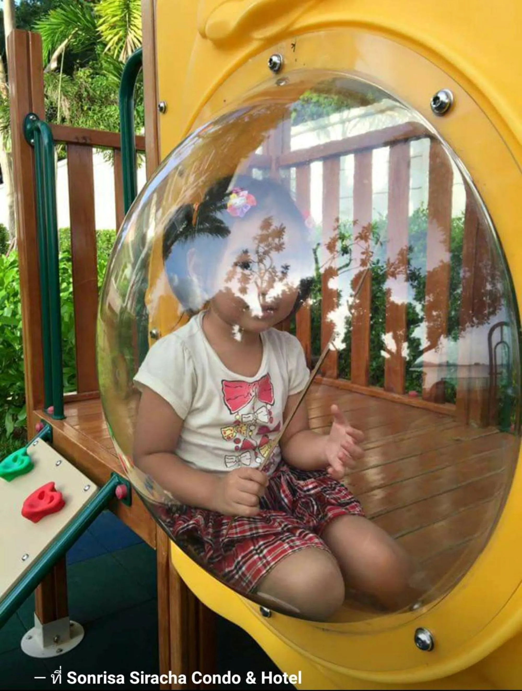 Garden in Sonrisa Srirachaที่พักติดทะเล