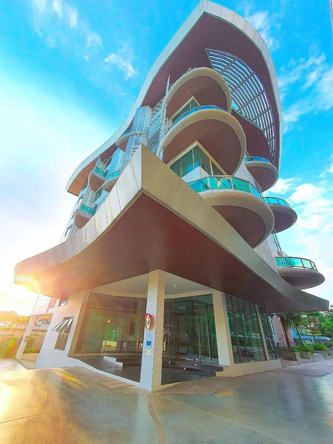 On site in Sonrisa Srirachaที่พักติดทะเล