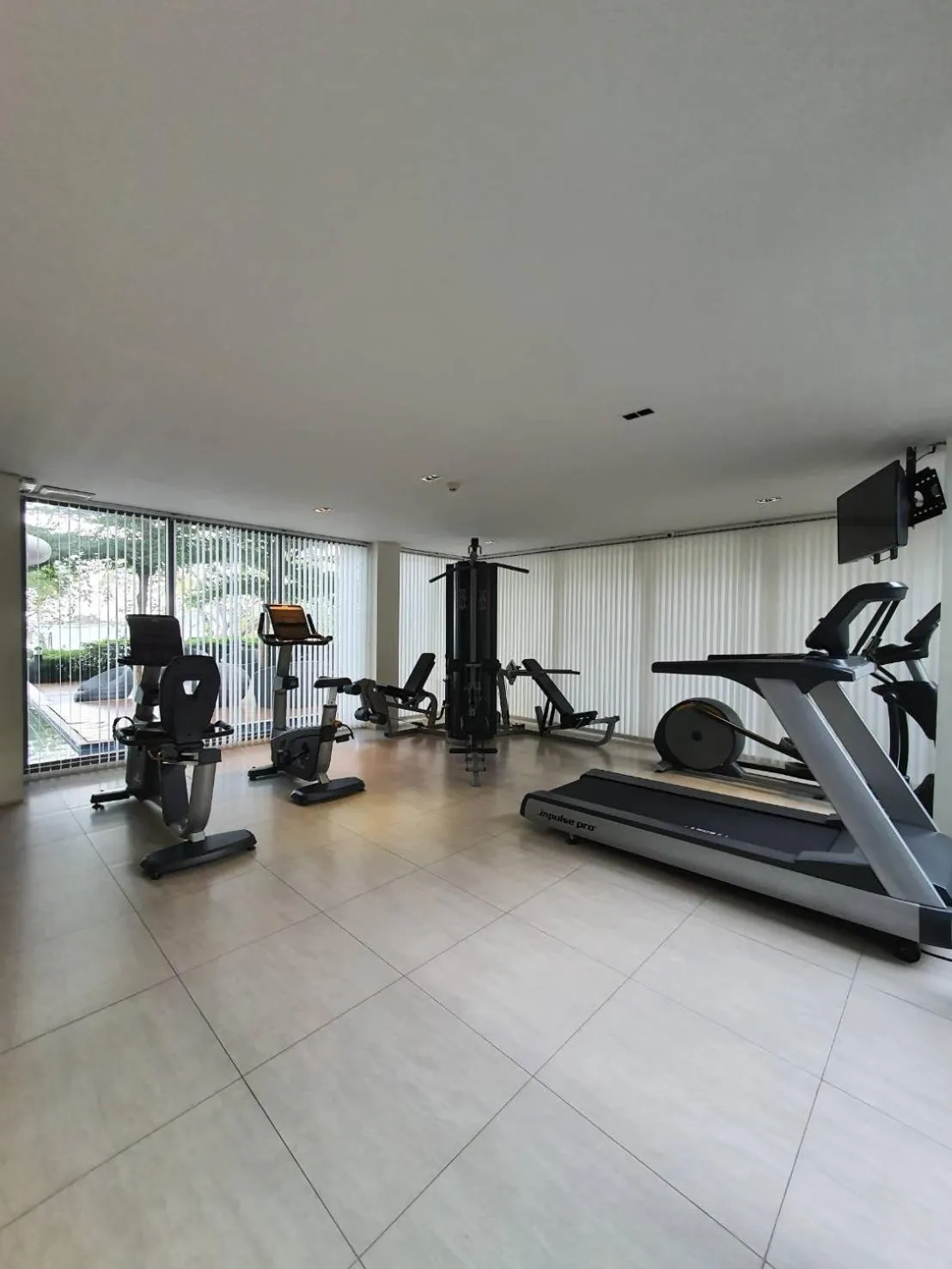 Fitness centre/facilities in Sonrisa Srirachaที่พักติดทะเล