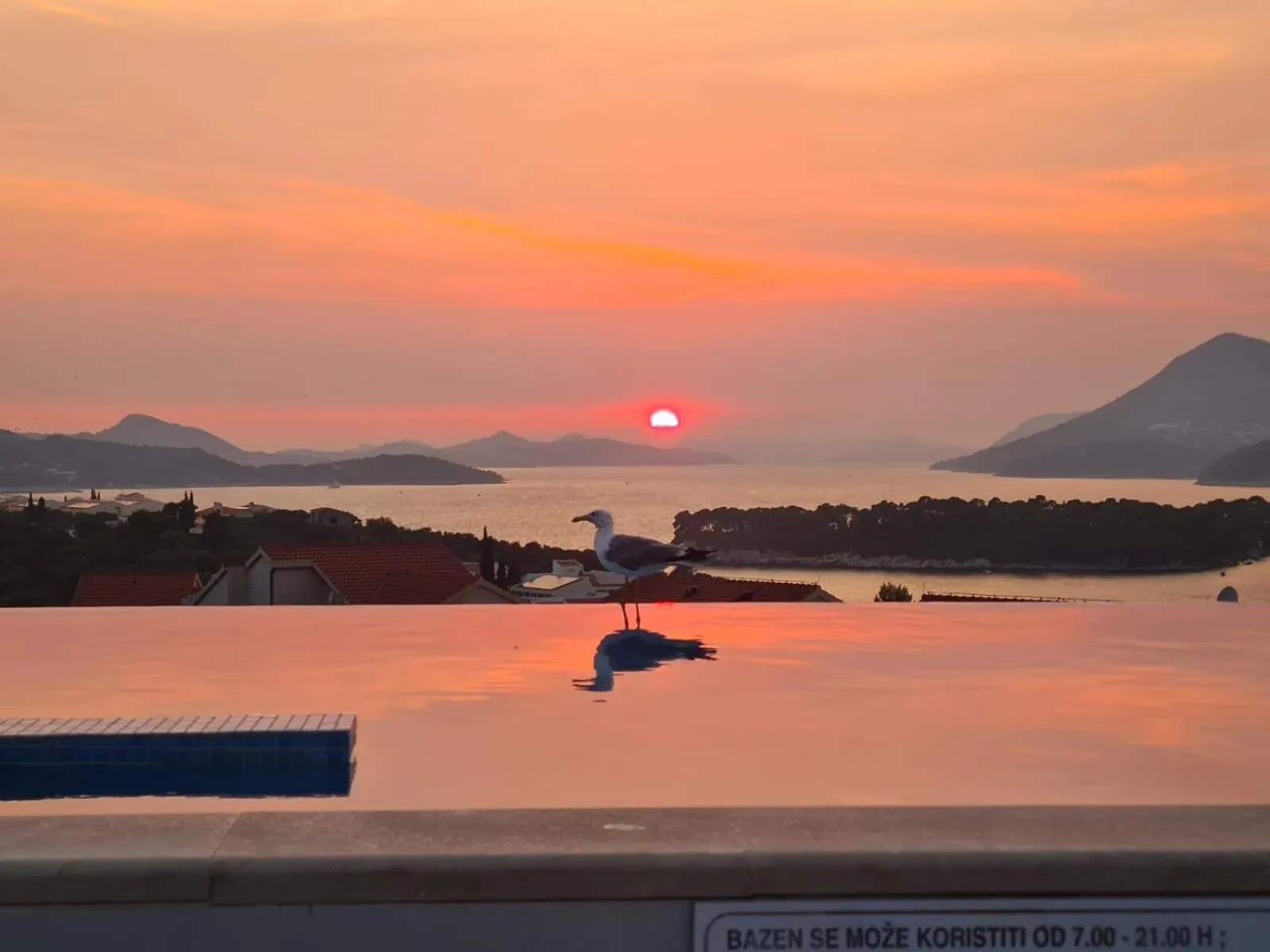 Sunset in Villa Antea Apartments with Free Parking