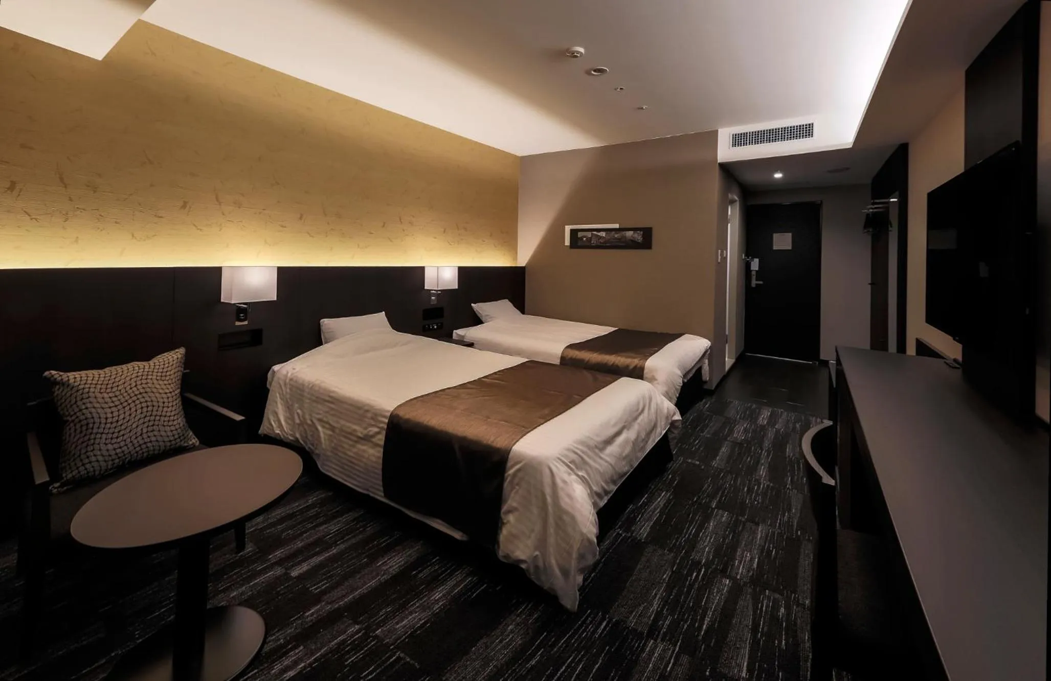 Bed in KKR Hotel Osaka