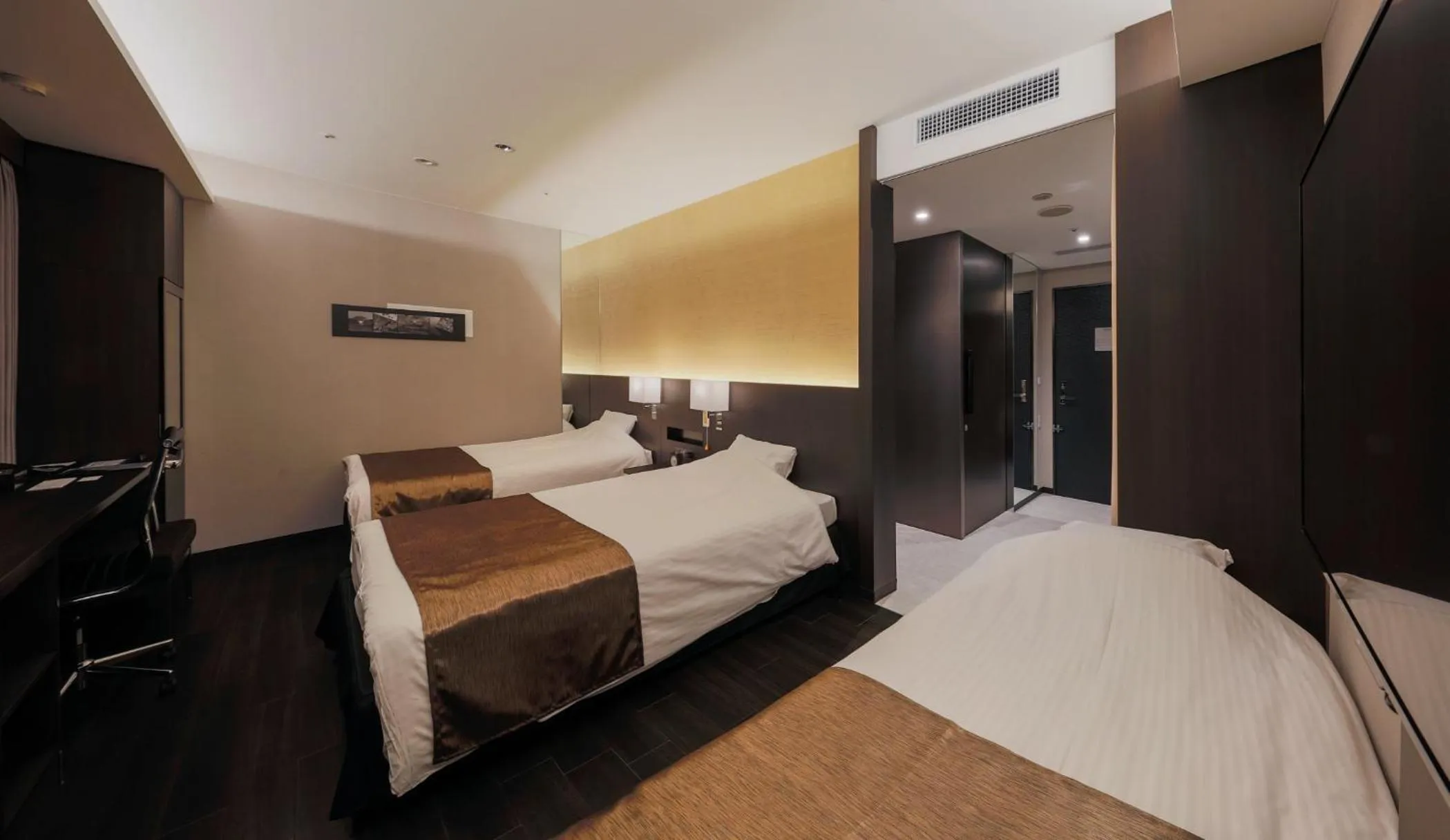 Bed in KKR Hotel Osaka