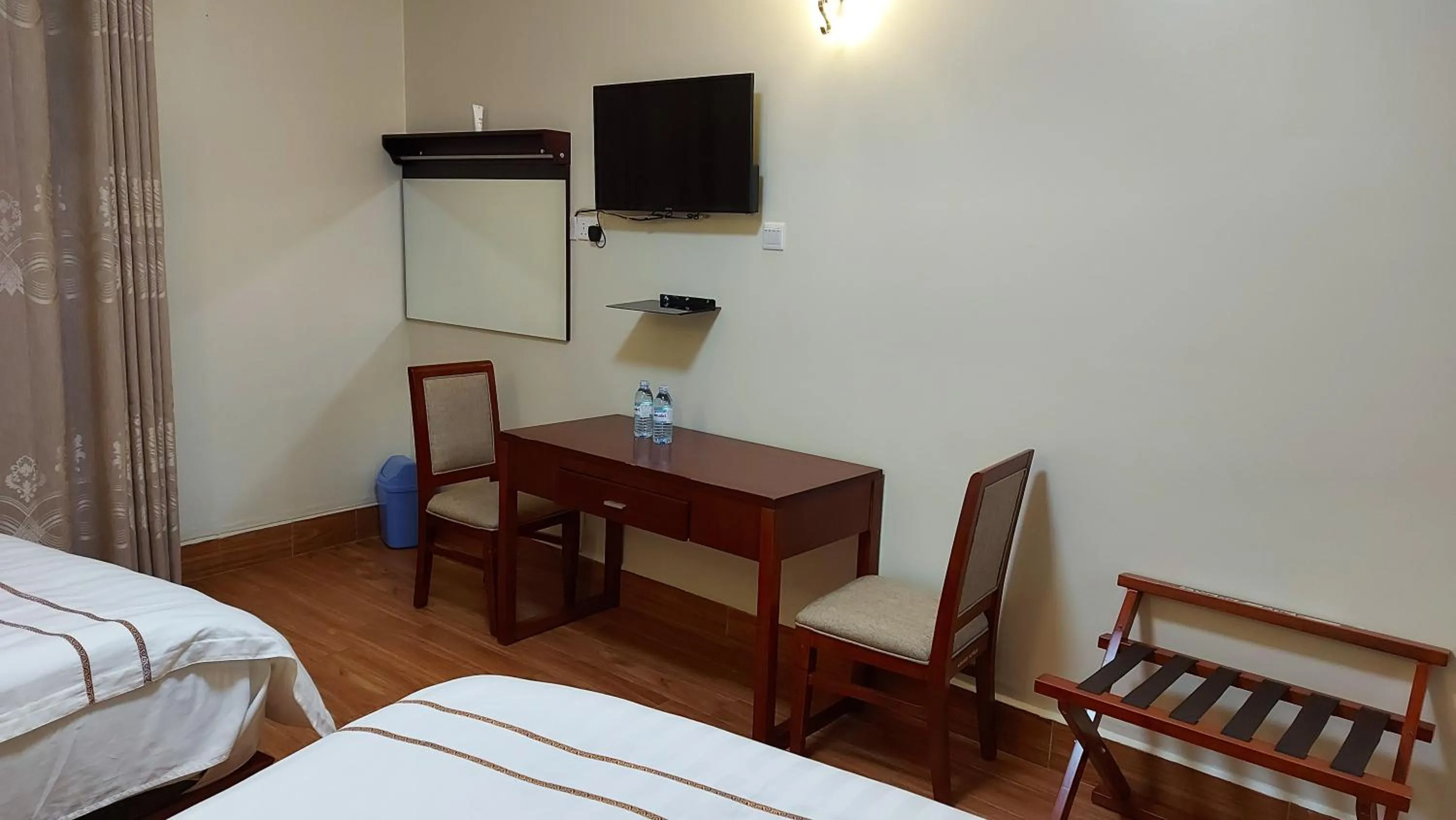 Communal lounge/ TV room in Asamar Country Resort