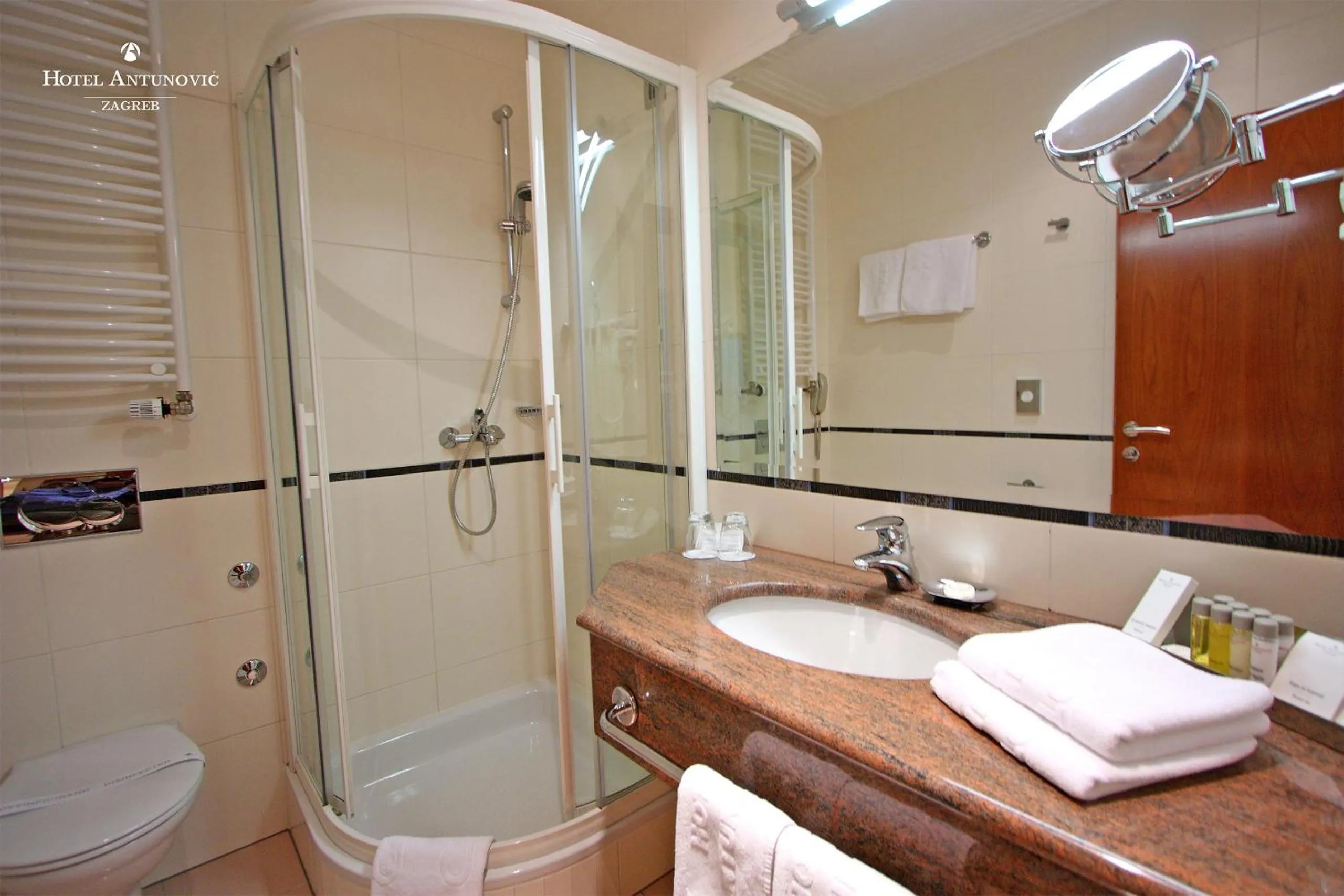 Bathroom in Hotel Antunovic Zagreb