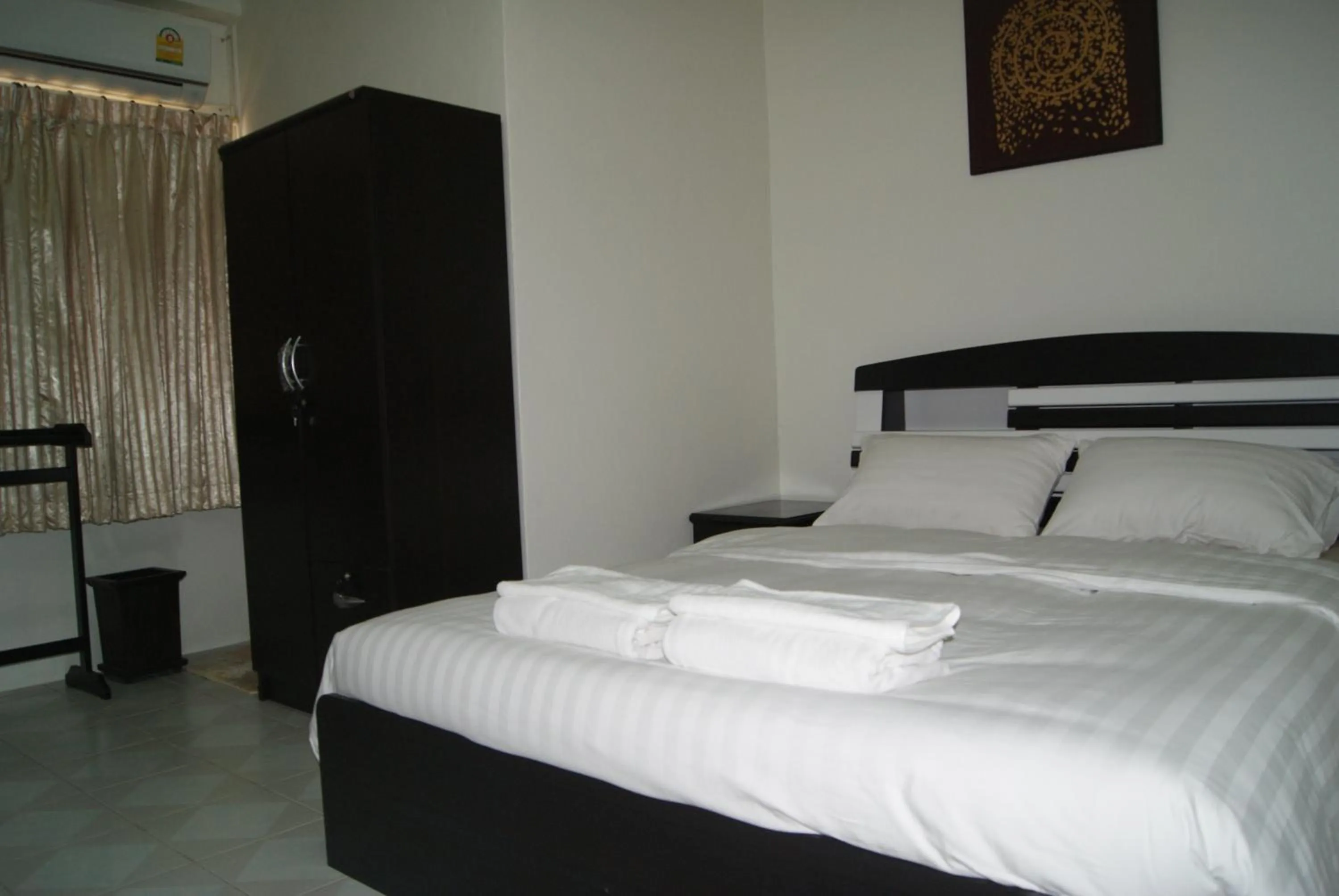 Bedroom, Bed in NB House