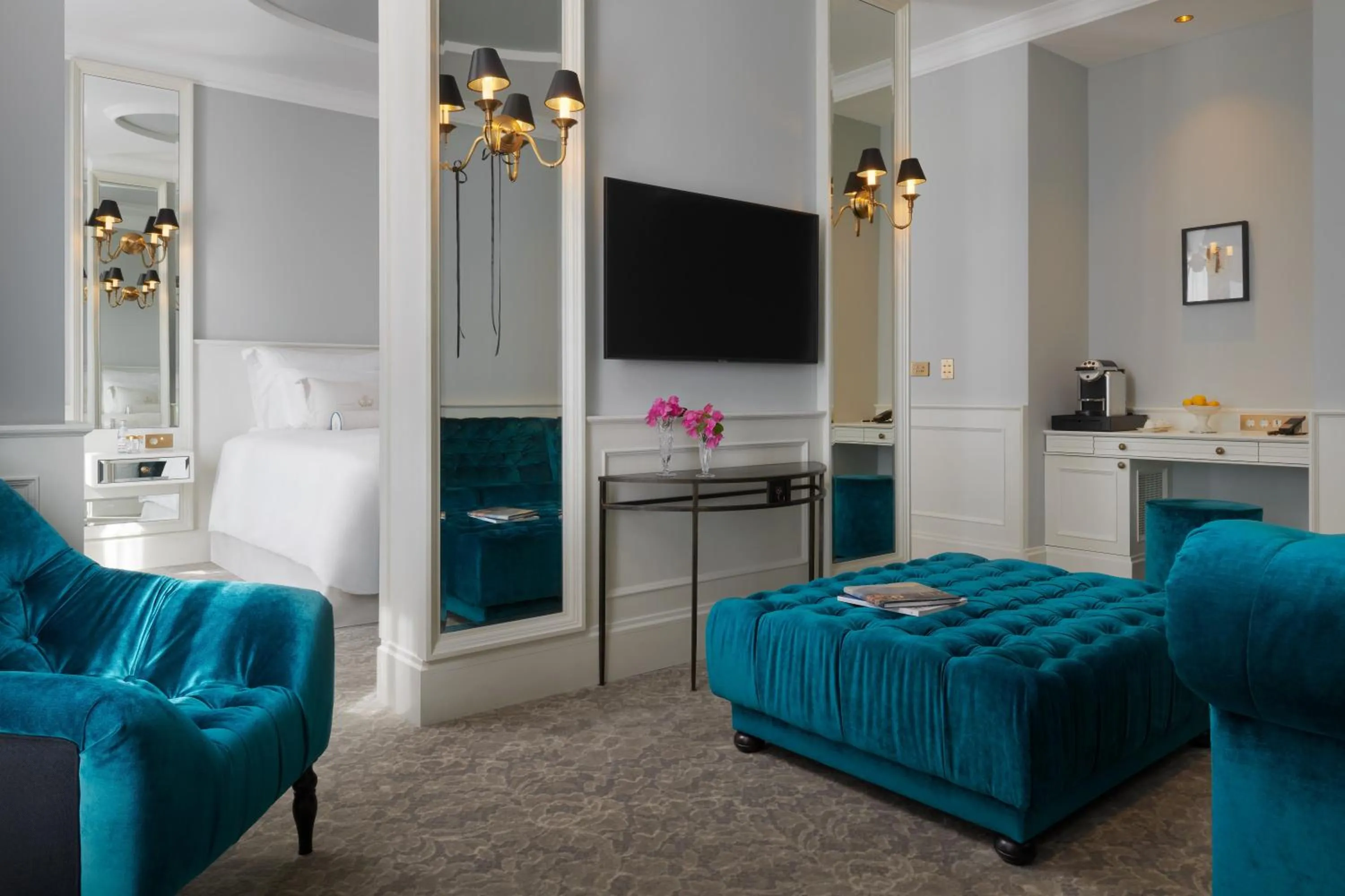 TV and multimedia in Palace Elisabeth Hvar Hotel - The Leading Hotels of the World