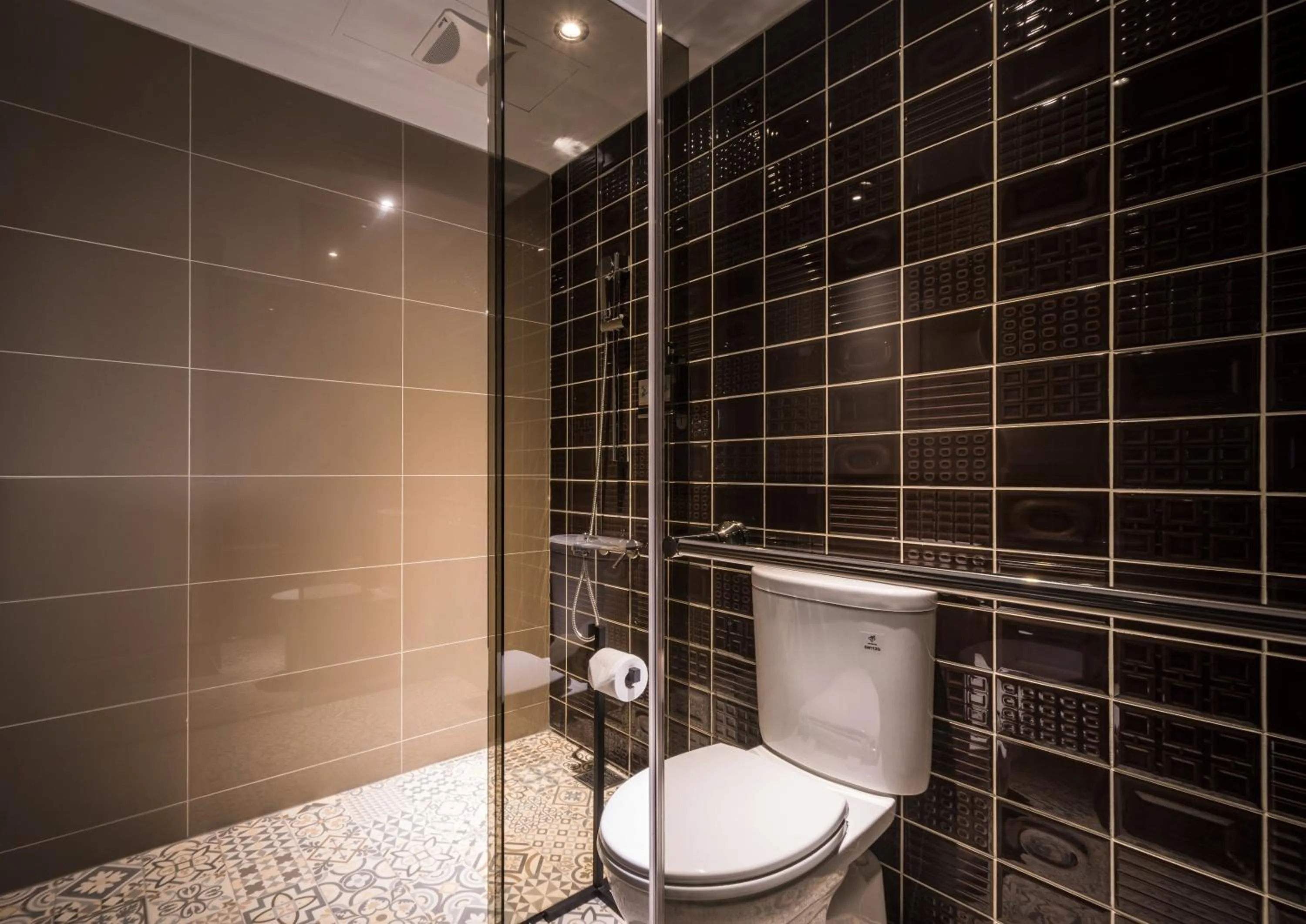 Bathroom in Calligraphy Greenway Hotel