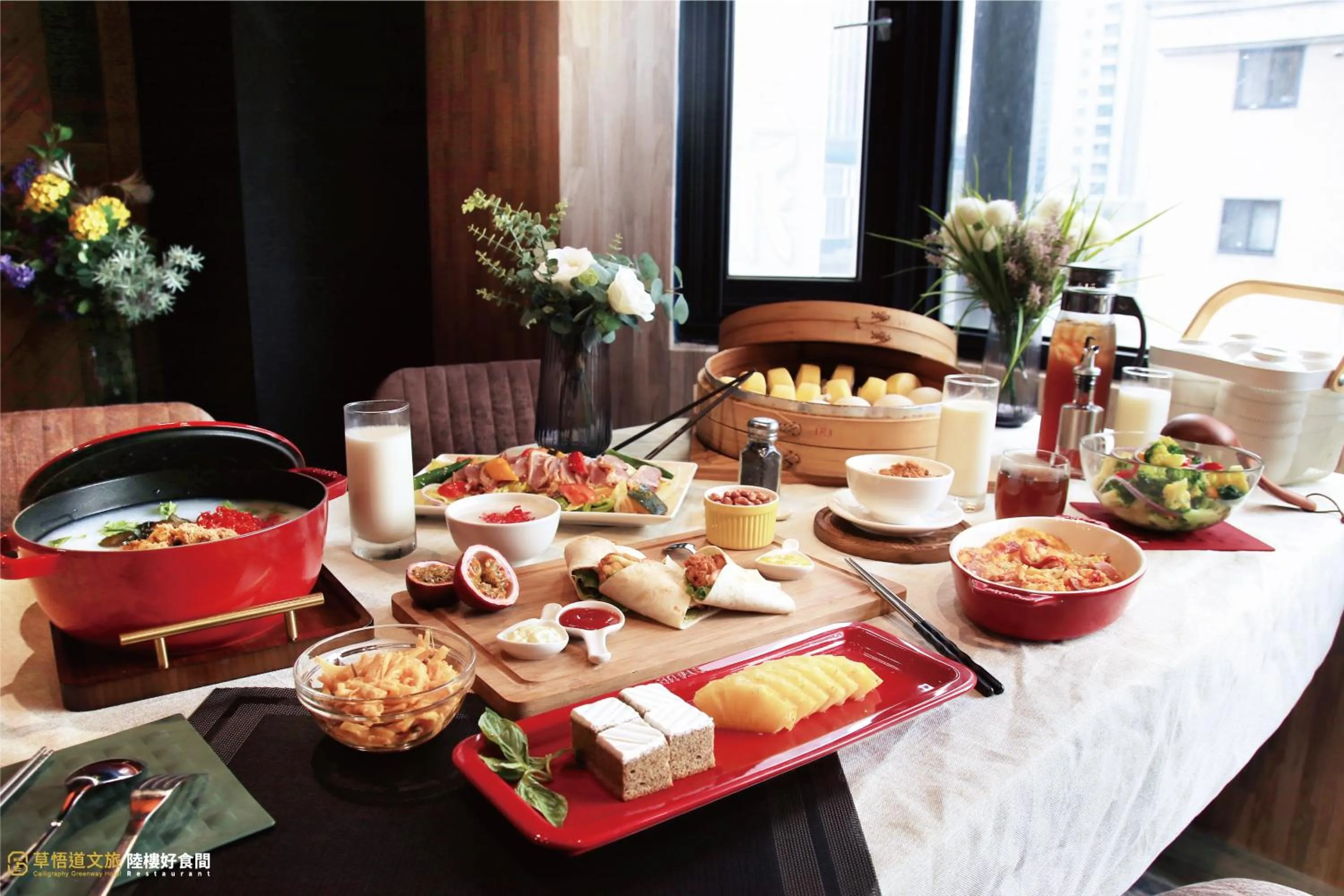 Restaurant/places to eat in Calligraphy Greenway Hotel