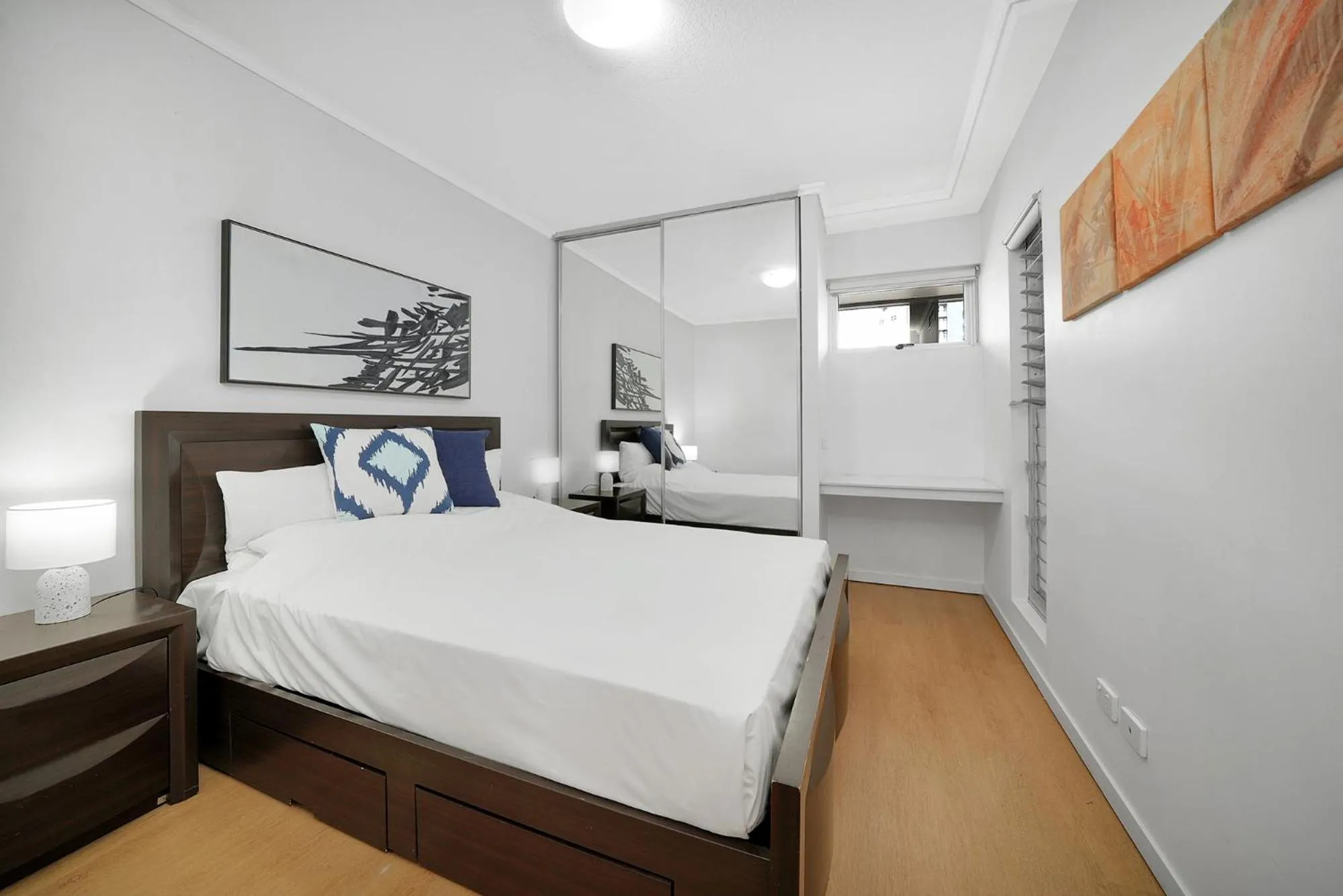 Bedroom, Bed in Trilogy Residences Brisbane