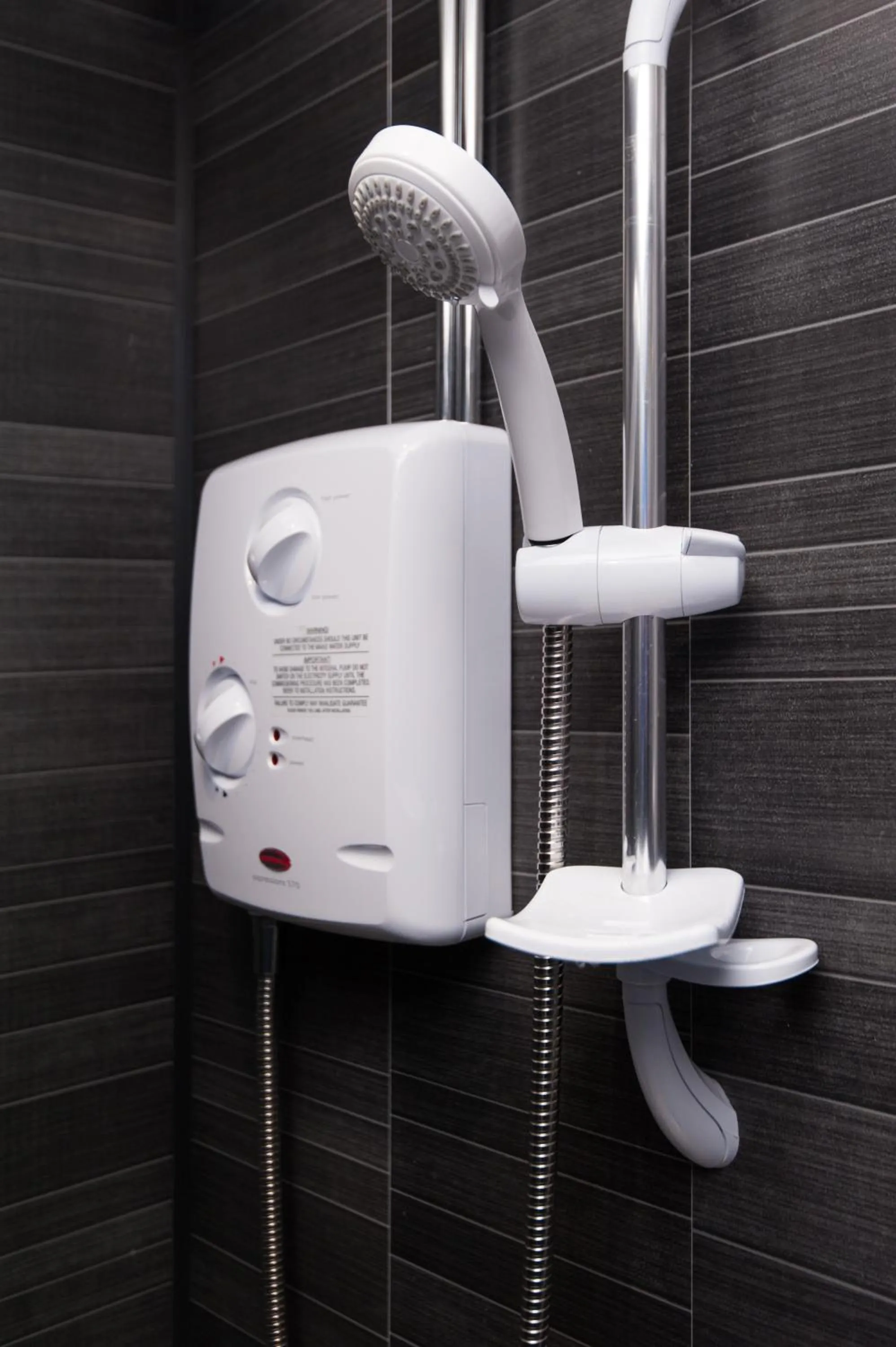 Shower in Russell Scott Backpackers Hostel