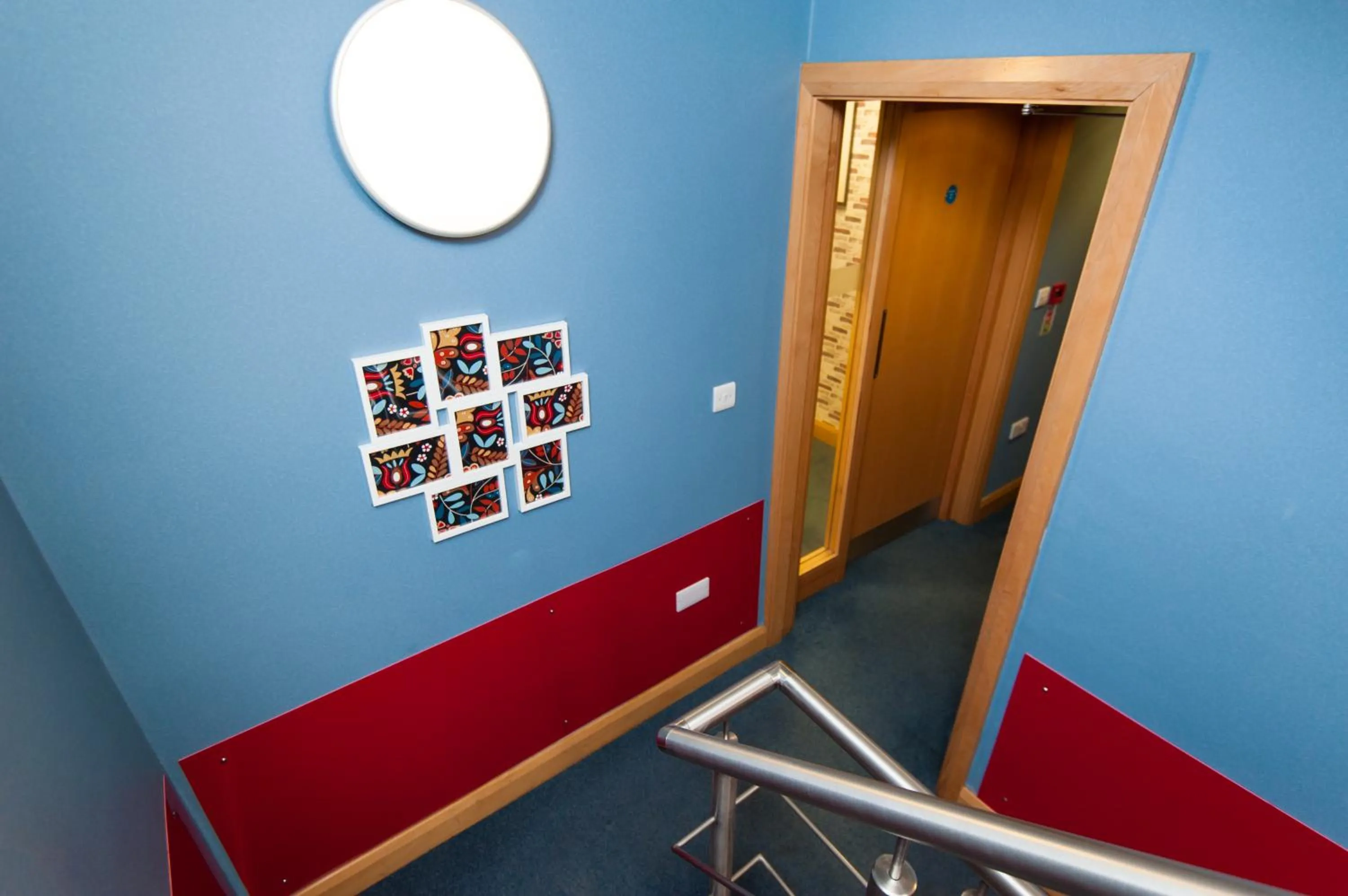 Area and facilities in Russell Scott Backpackers Hostel