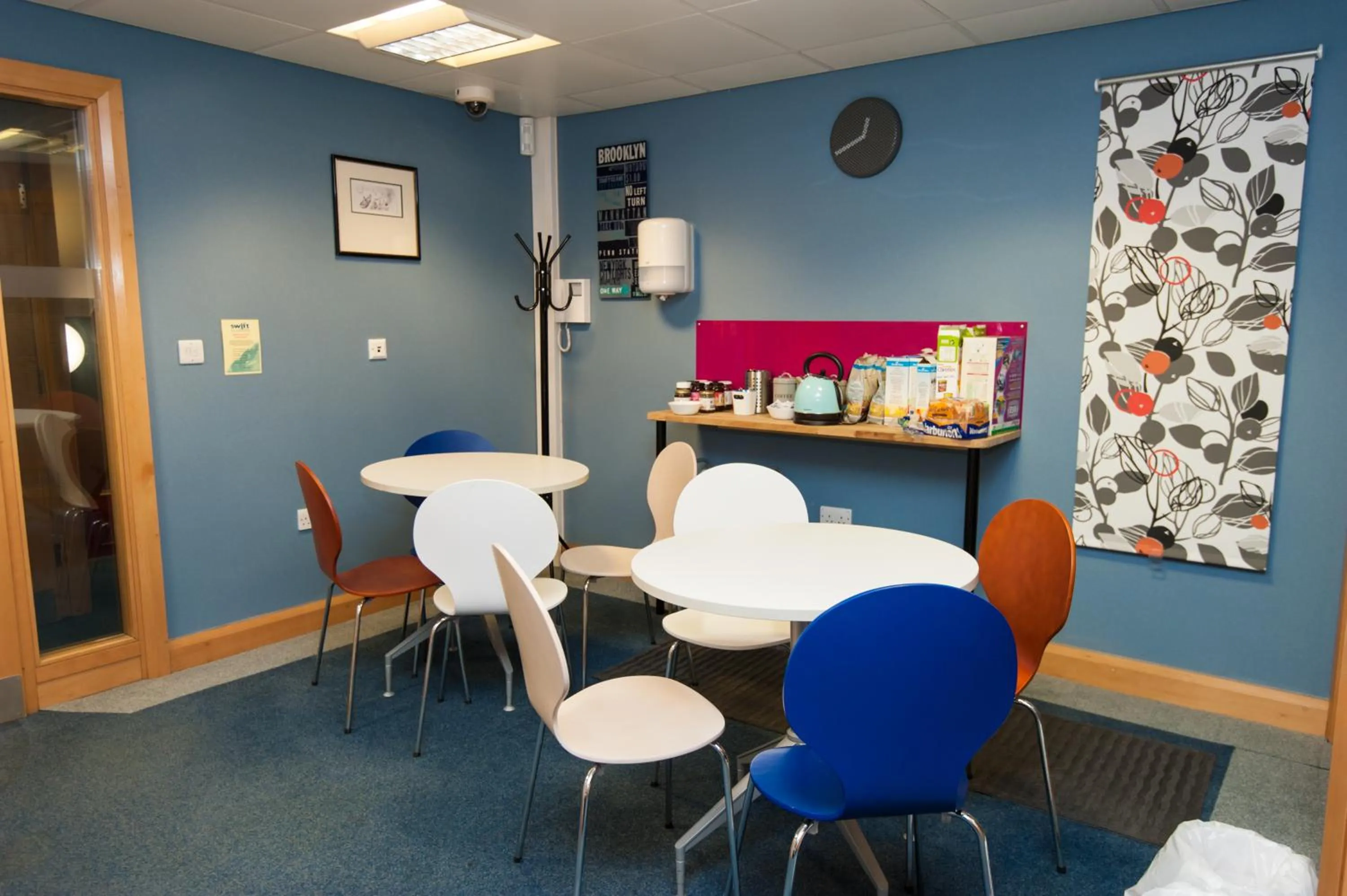 Coffee/tea facilities in Russell Scott Backpackers Hostel