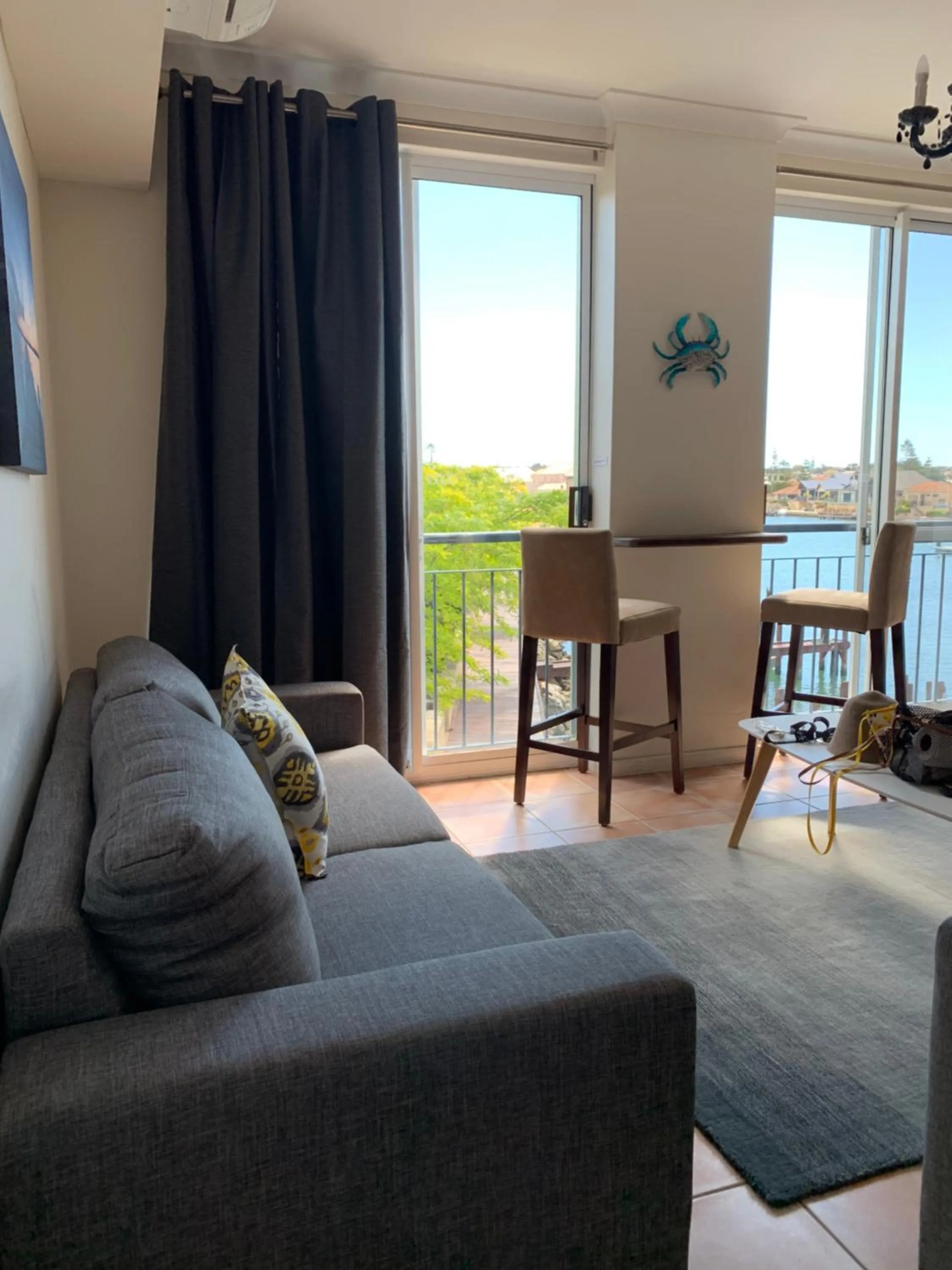 Apollo Quay Holiday Apartment