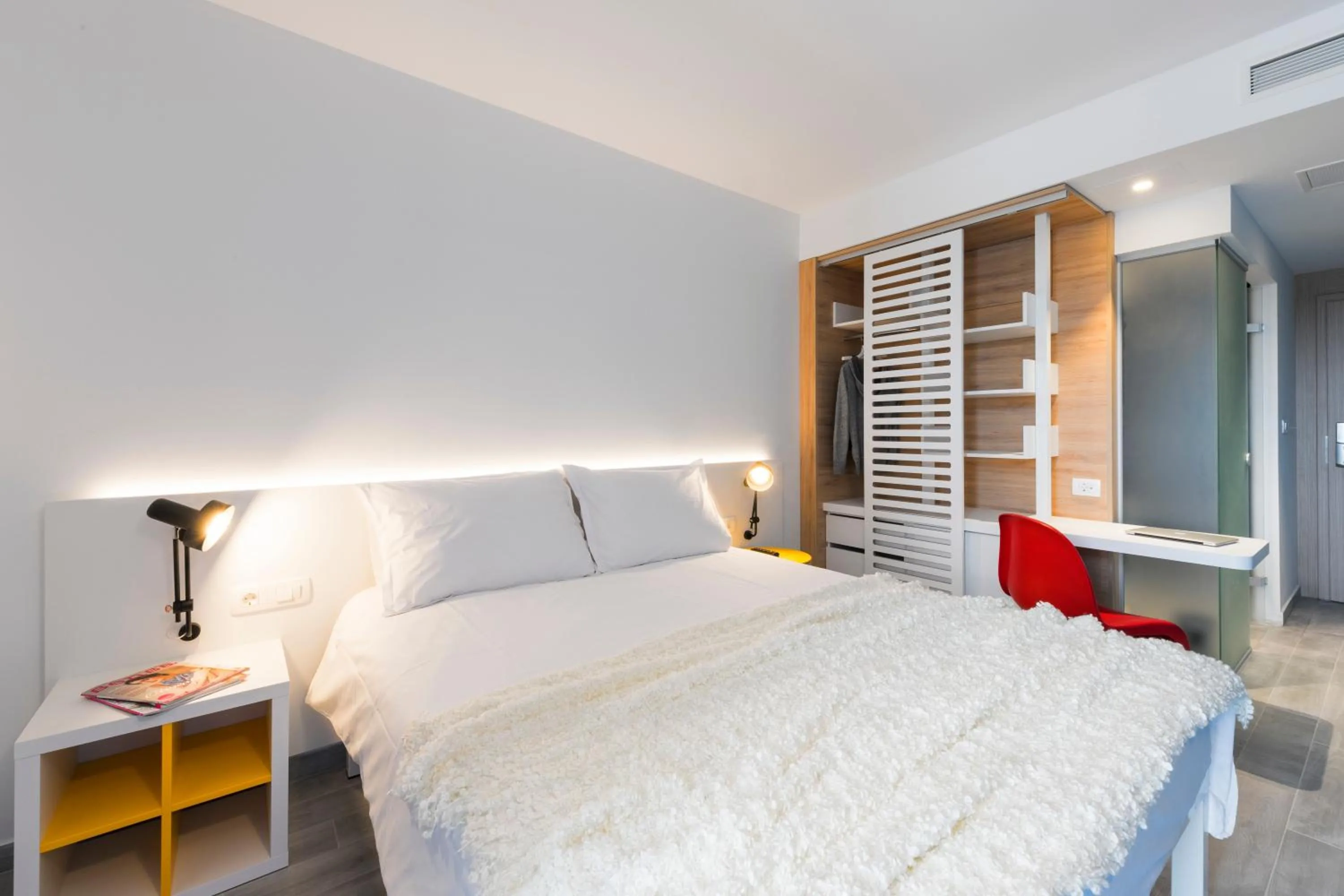 Bedroom, Bed in Pharos Hvar Bayhill Hotel