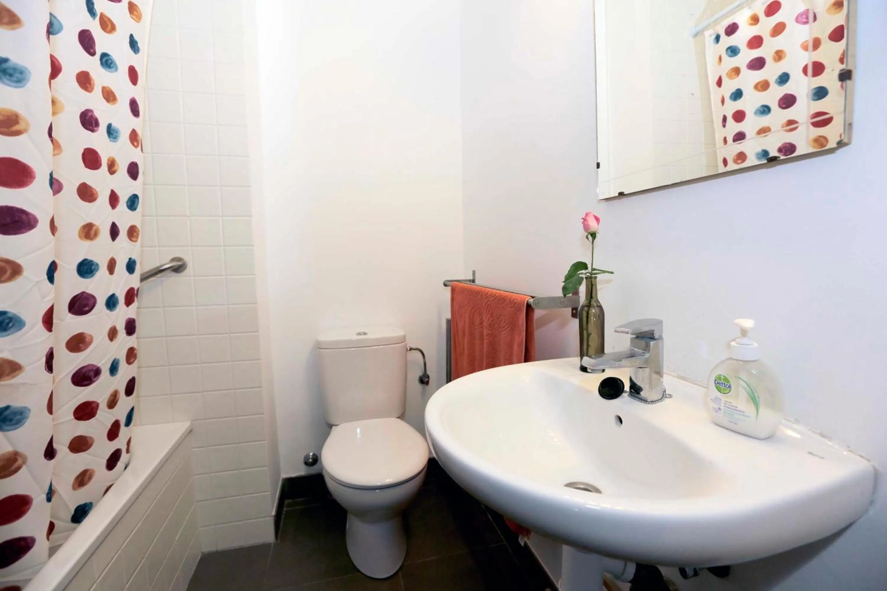 Bathroom in El Campillo, casa de campo cerca de la playa
