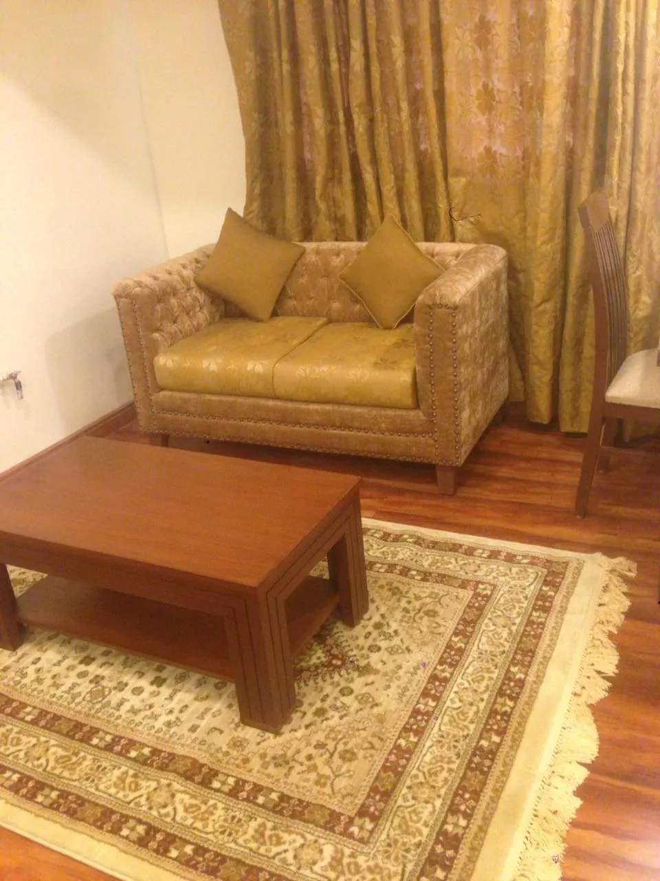 Living room in Diplomat Hotel