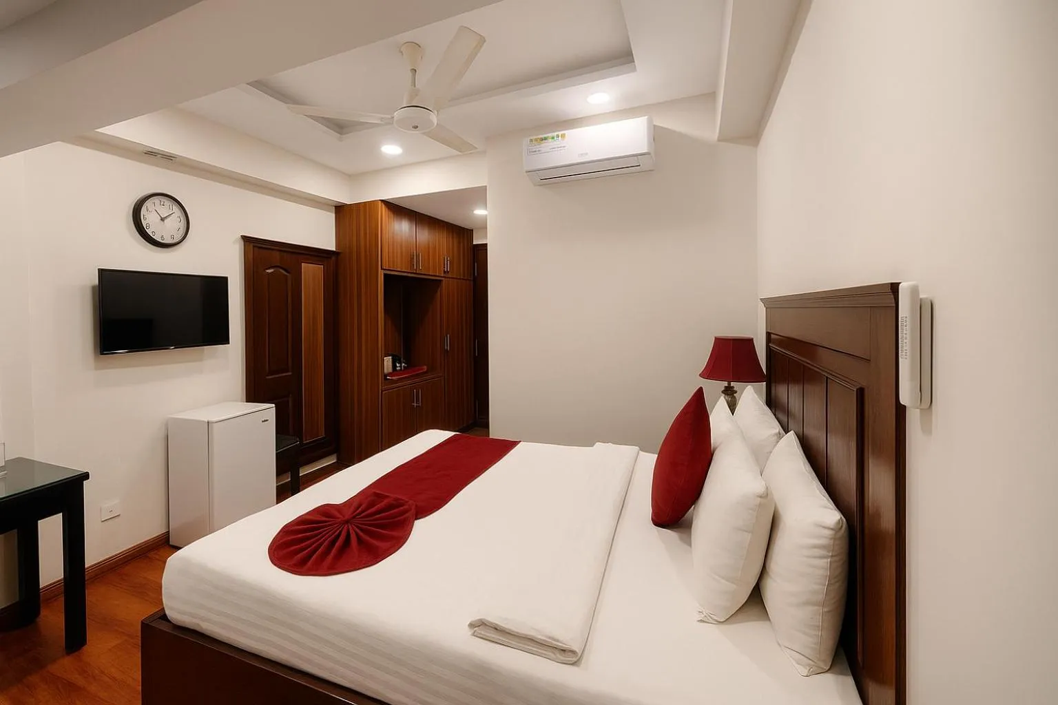 Bed in Diplomat Hotel