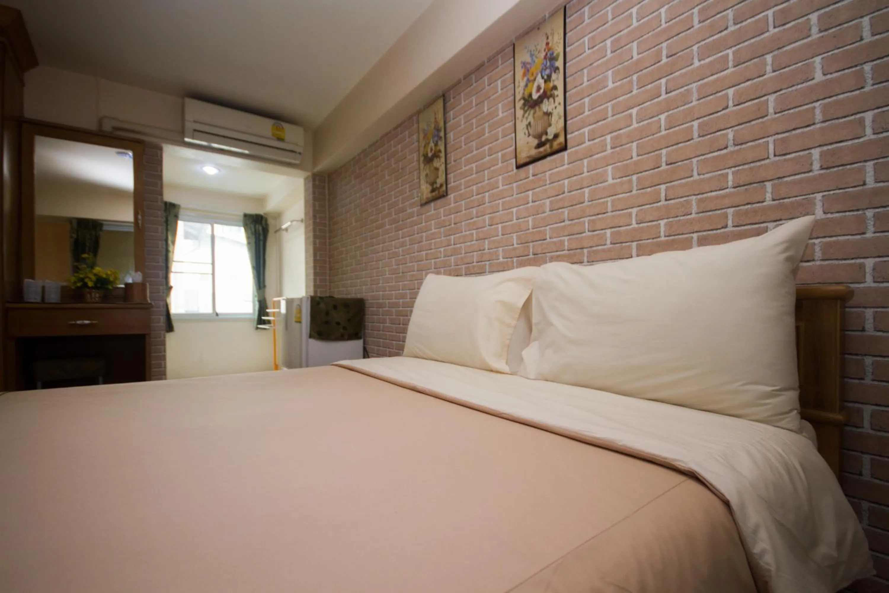 Bed in Jang Sripoom House