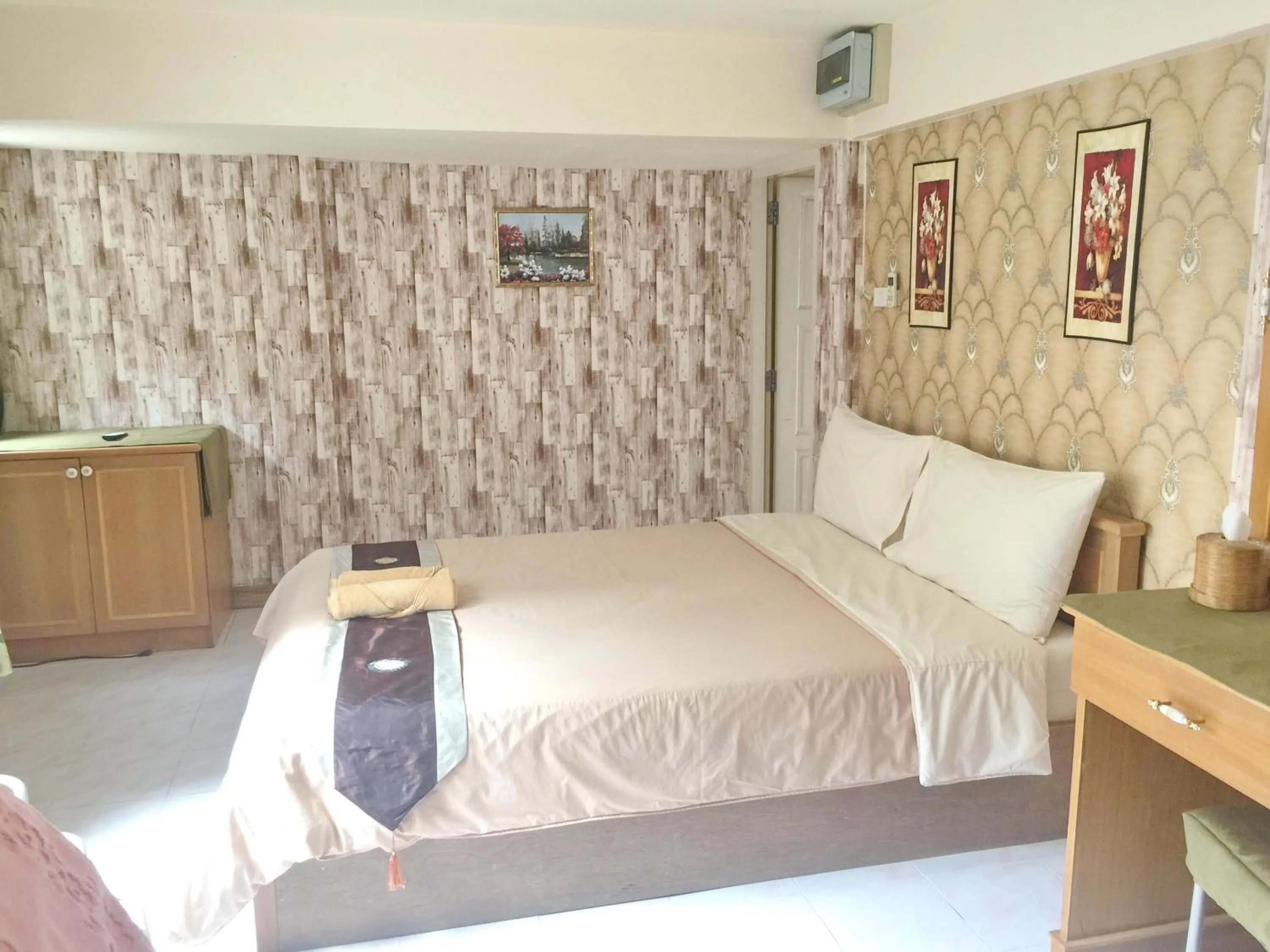 Bed in Jang Sripoom House