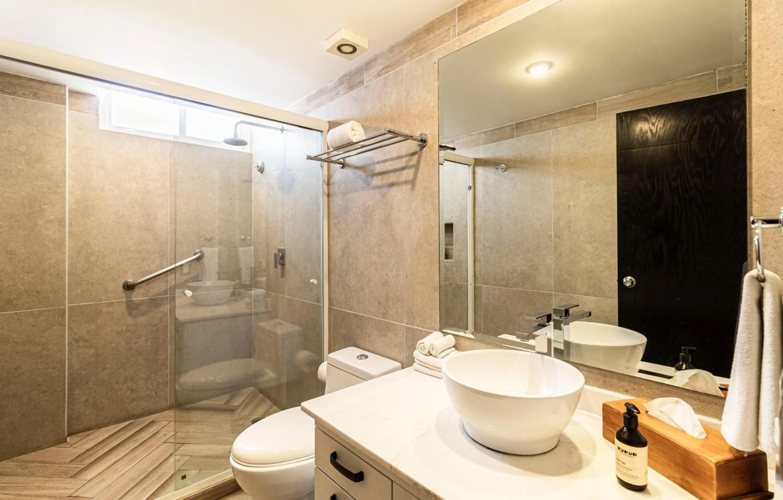 Bathroom in Grand Chapultepec Residencial