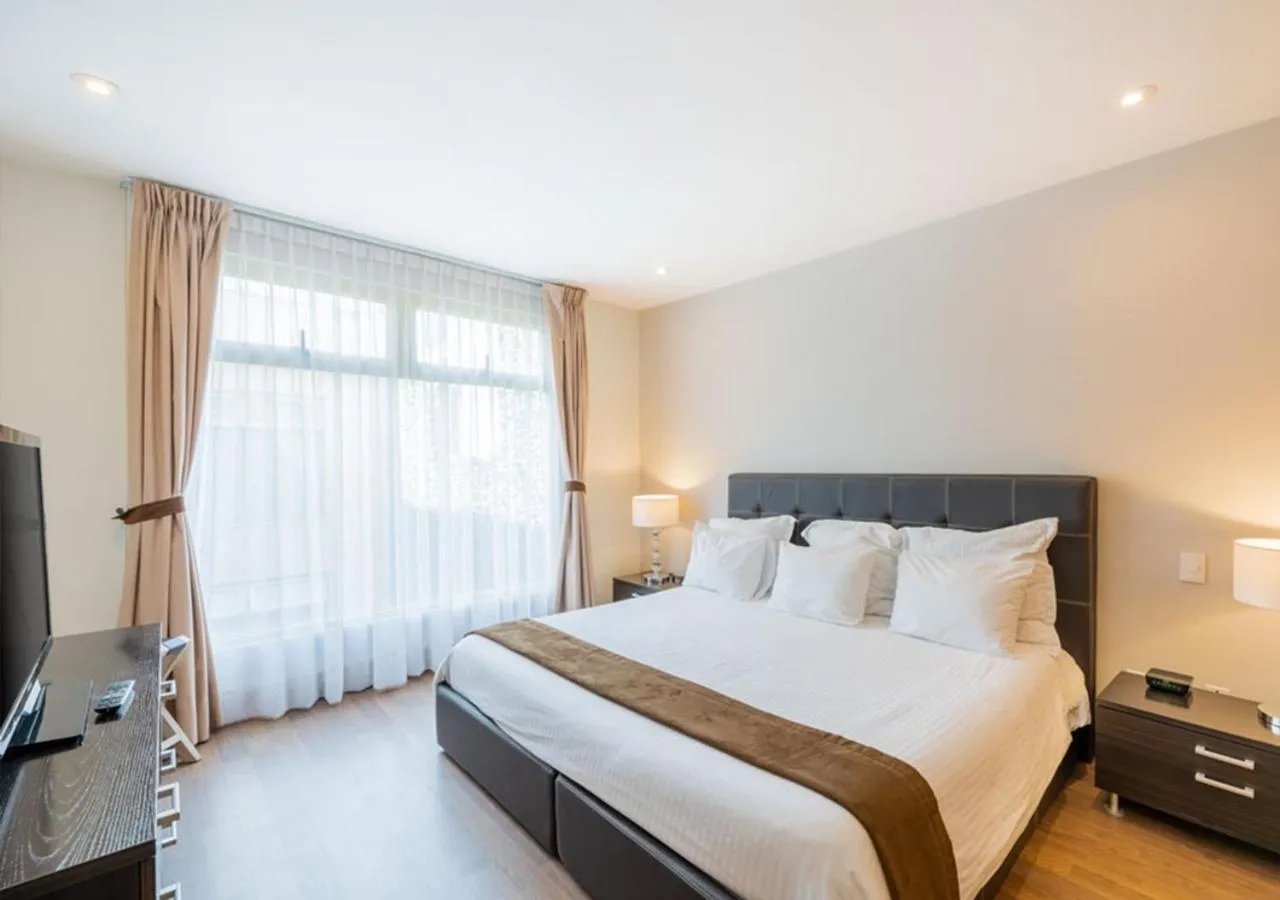 Bedroom, Bed in Lamartine 619 Residencial