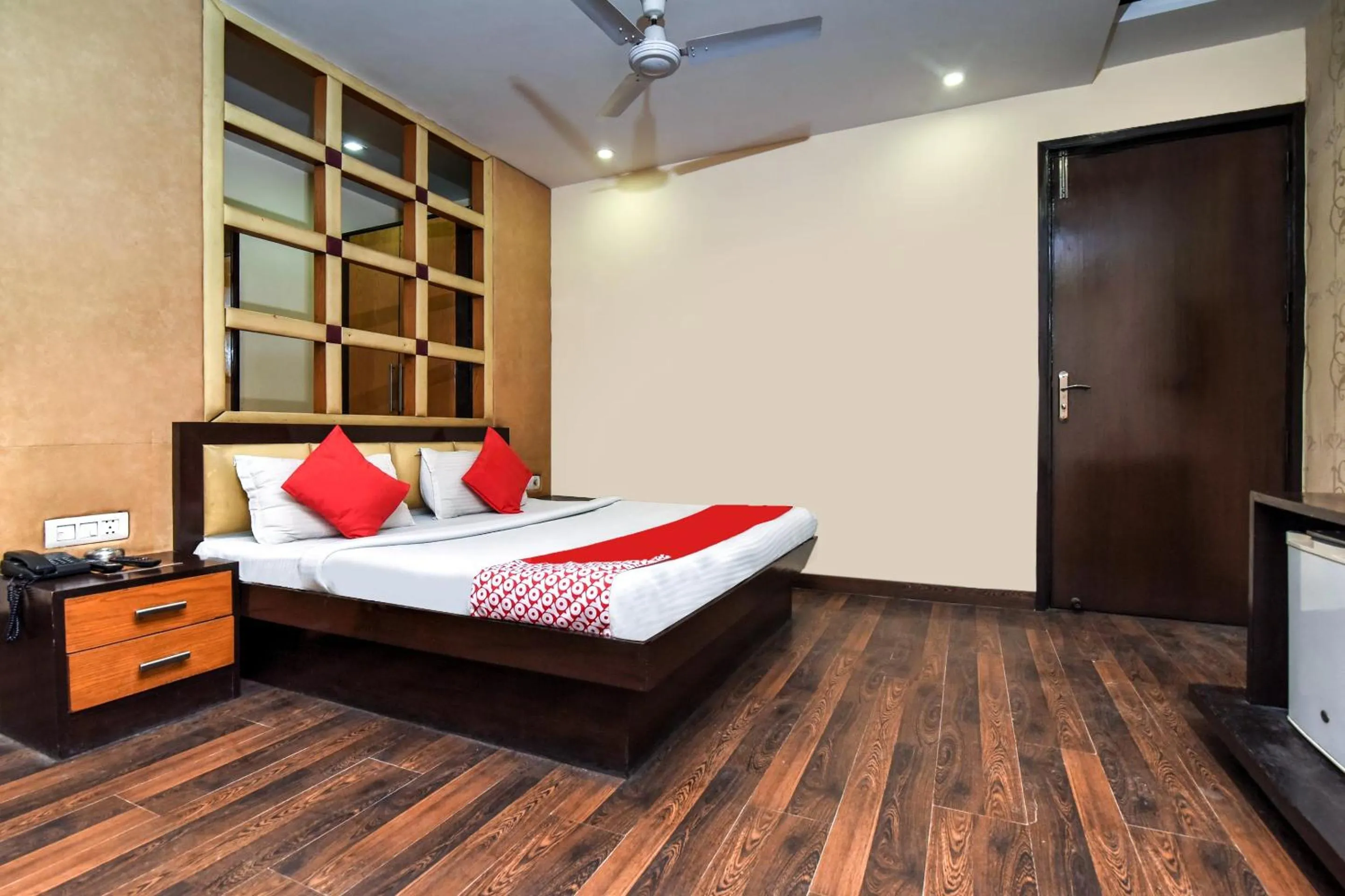 Facade/entrance in Hotel O Kochar Plaza