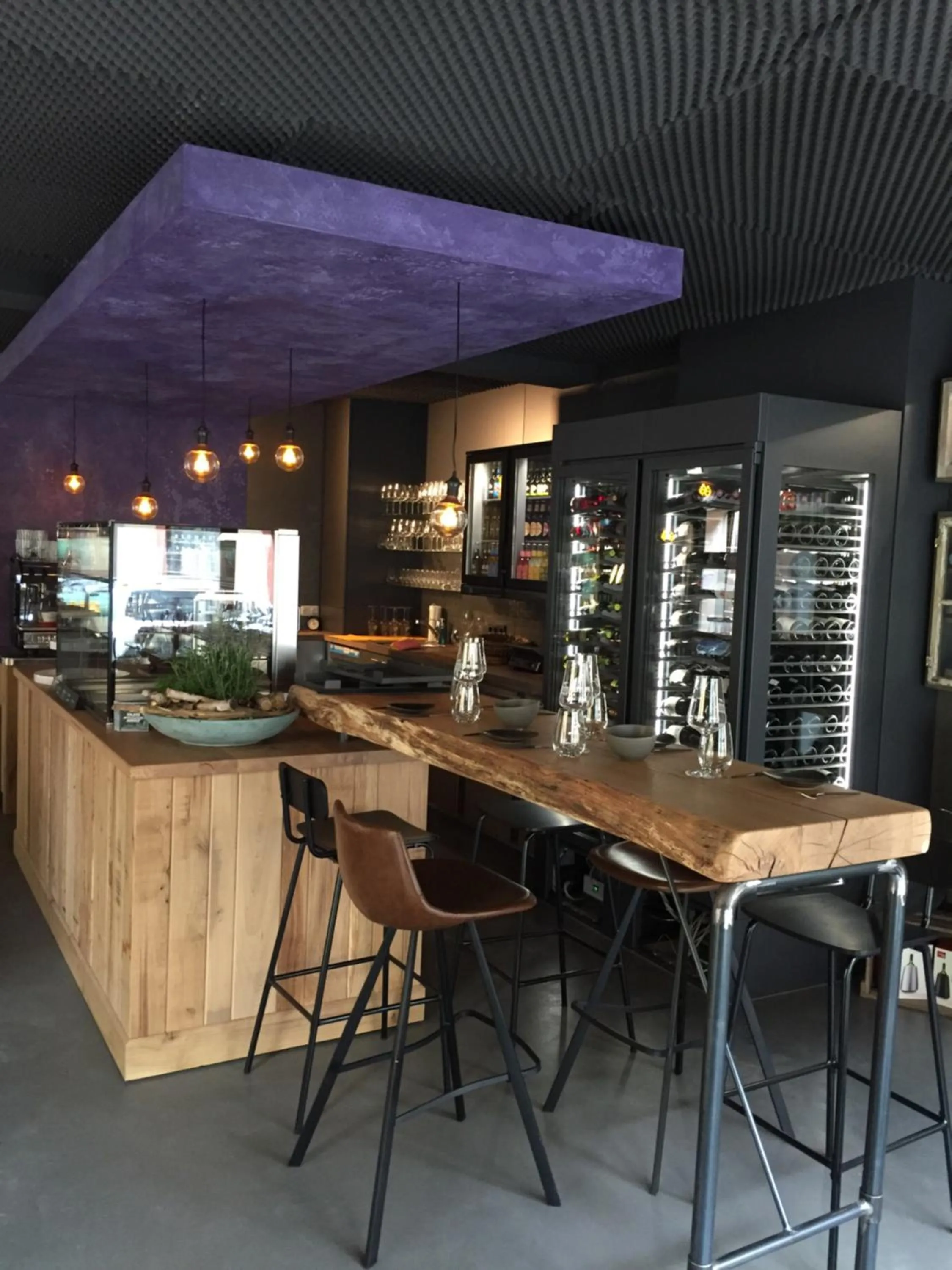 Lobby or reception in Hotel - Weinbar FAHR AWAY