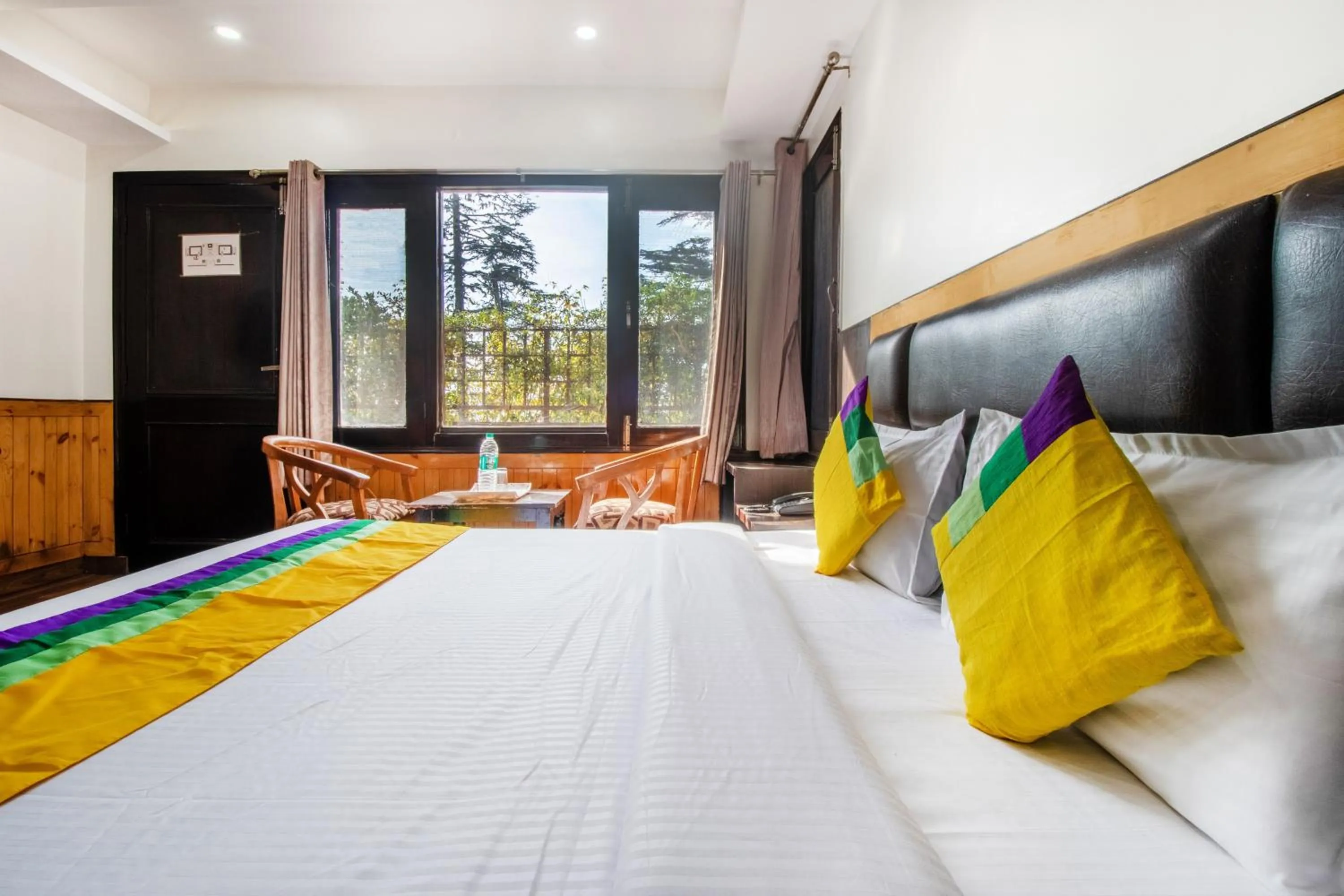 Bedroom, Bed in Itsy Hotels Avantika With Forest View