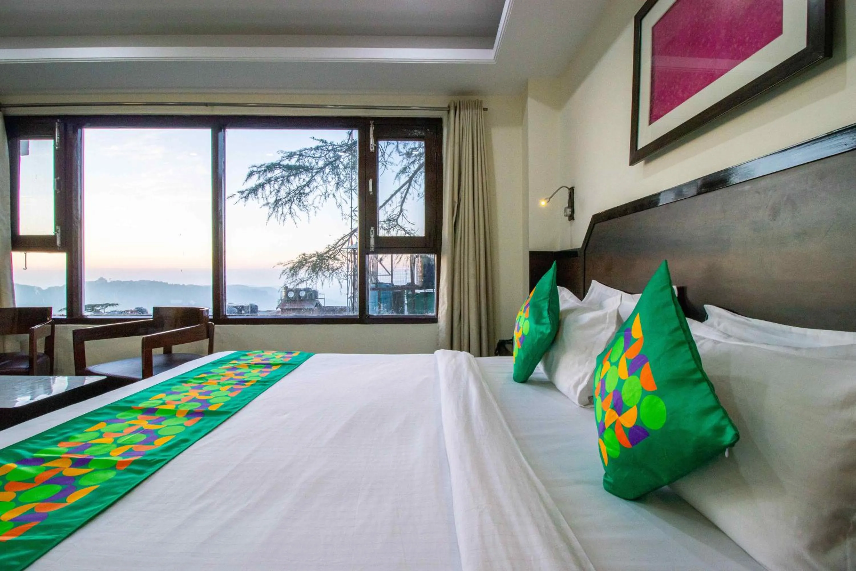 Bedroom, Bed in Treebo Maharaja, Near Mall Road