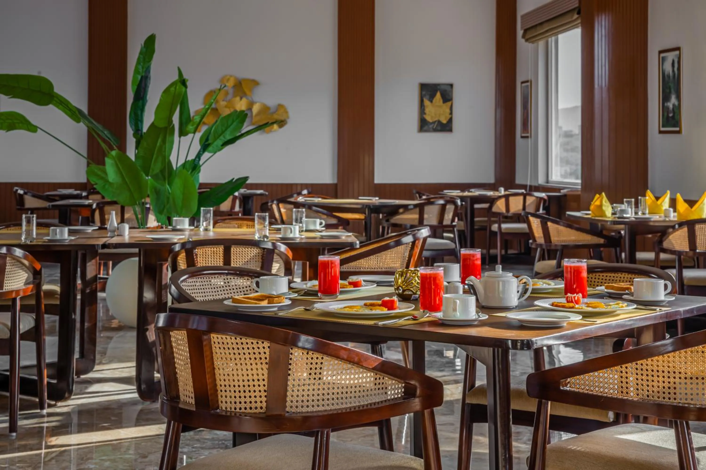 Restaurant/places to eat in Tree of Life Vantara Resort & Spa