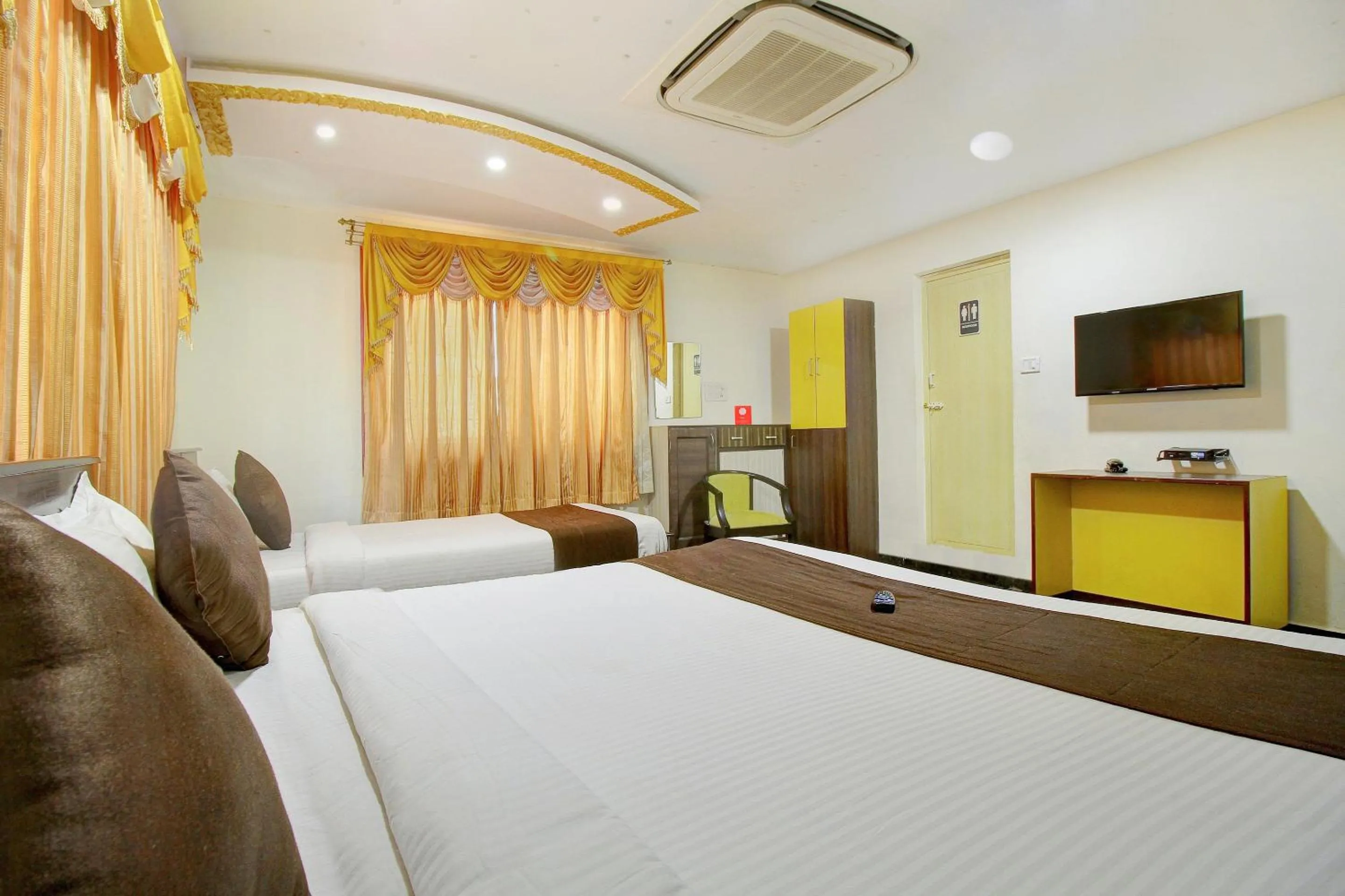 Bedroom, Bed in Hotel O India Gate