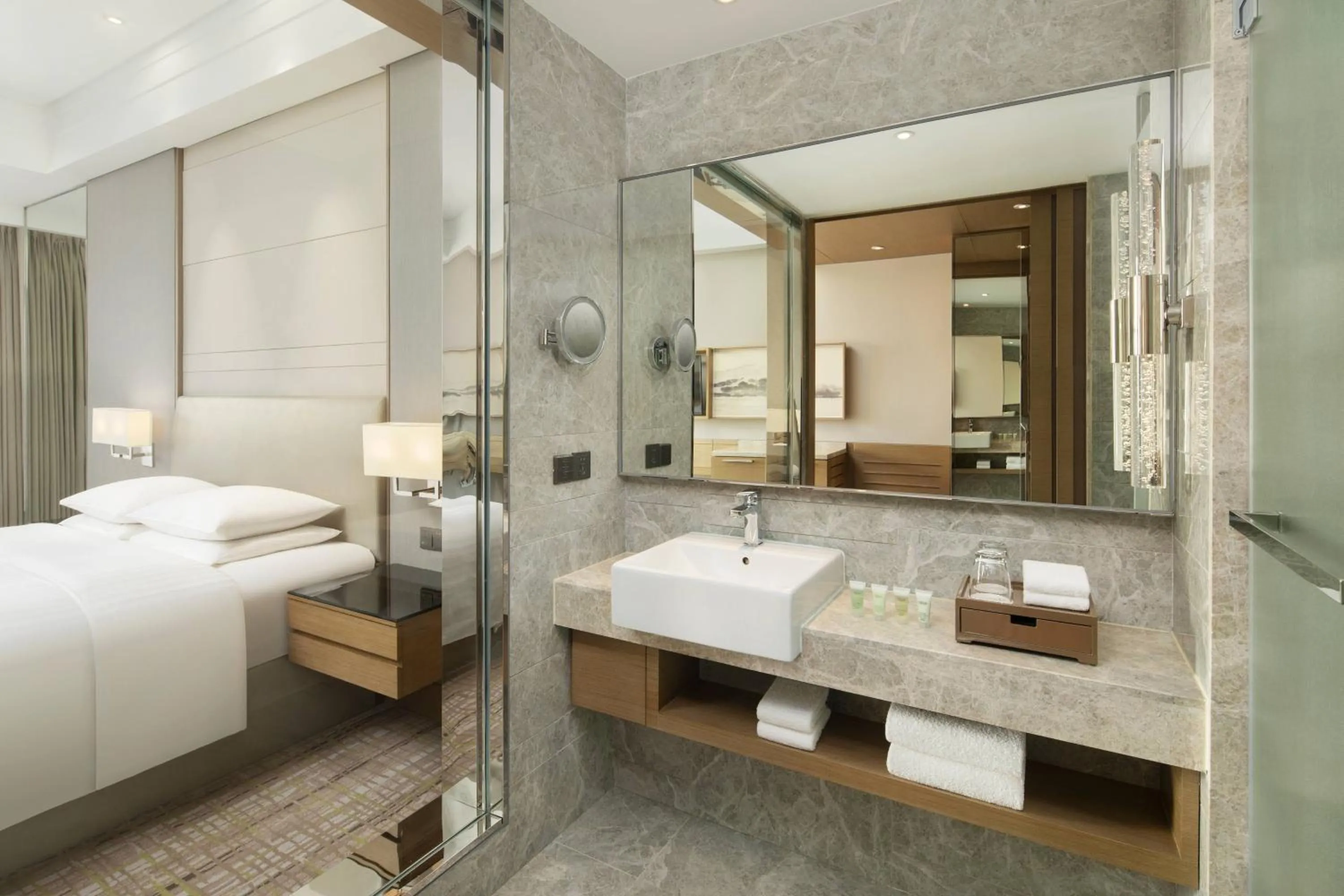 Photo of the whole room, Bed in Courtyard by Marriott Xinchang