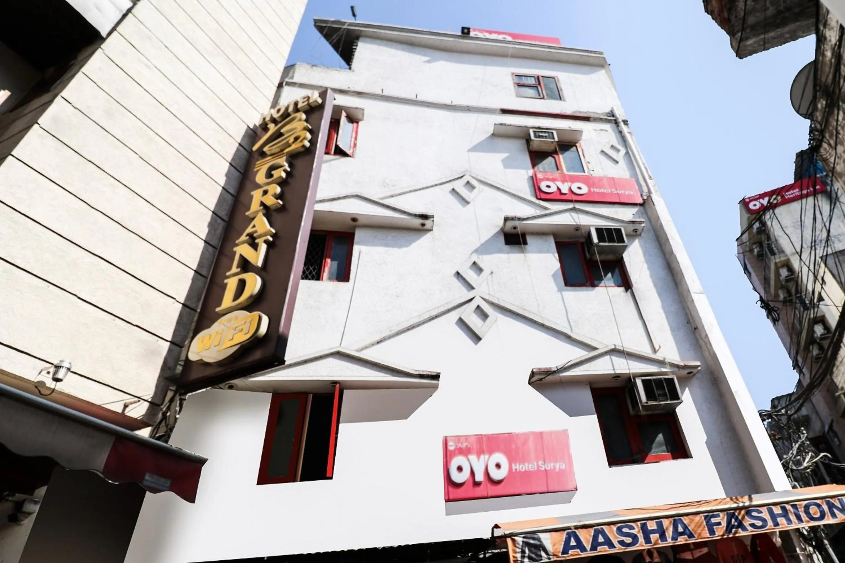 Facade/entrance in Hotel O Surya