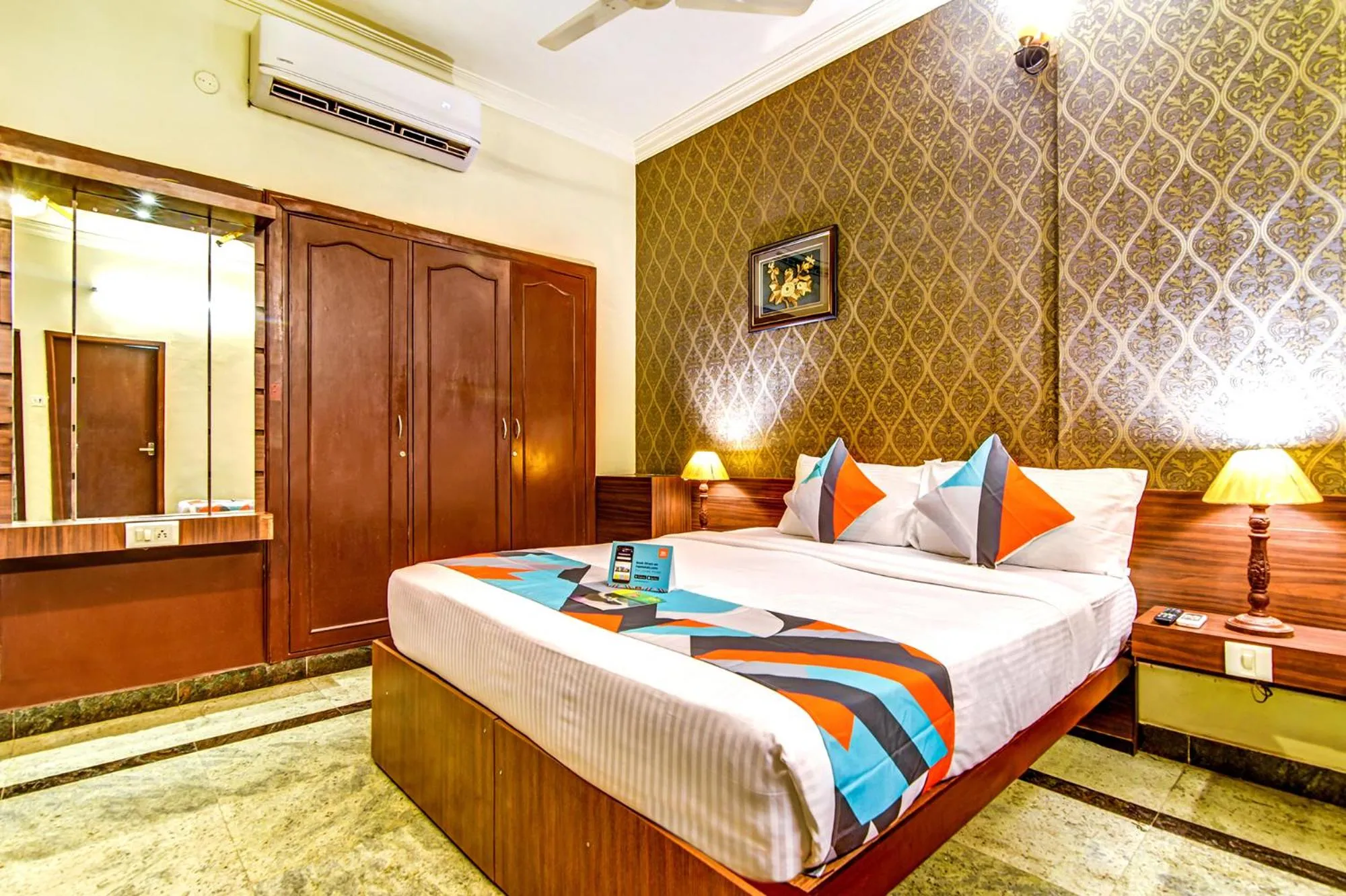 Bedroom, Bed in FabExpress Nestlay Rooms - Nr ACS Medical hospital & Apollo Speaciality Hospitals