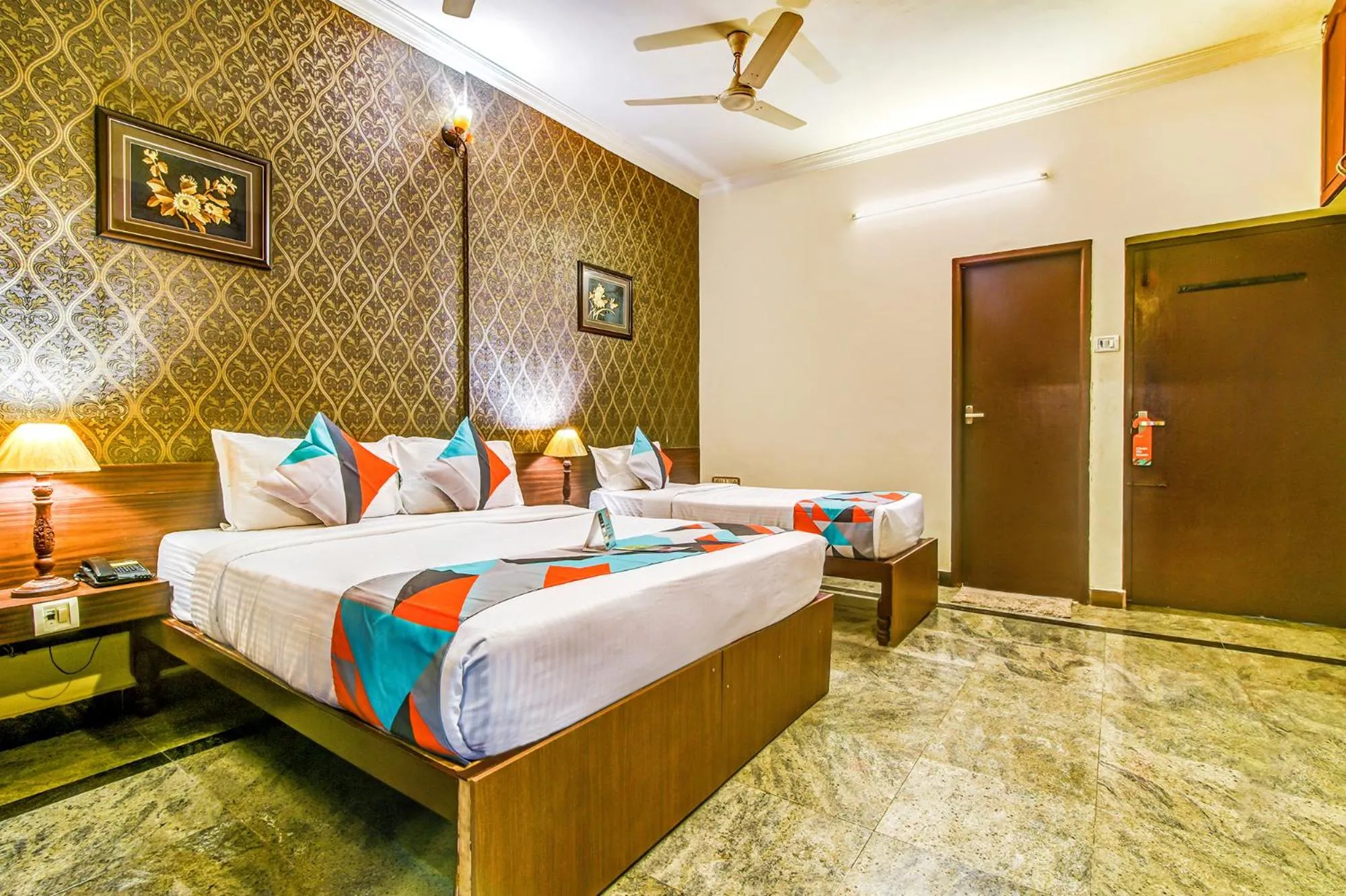 View (from property/room), Bed in FabExpress Nestlay Rooms - Nr ACS Medical hospital & Apollo Speaciality Hospitals