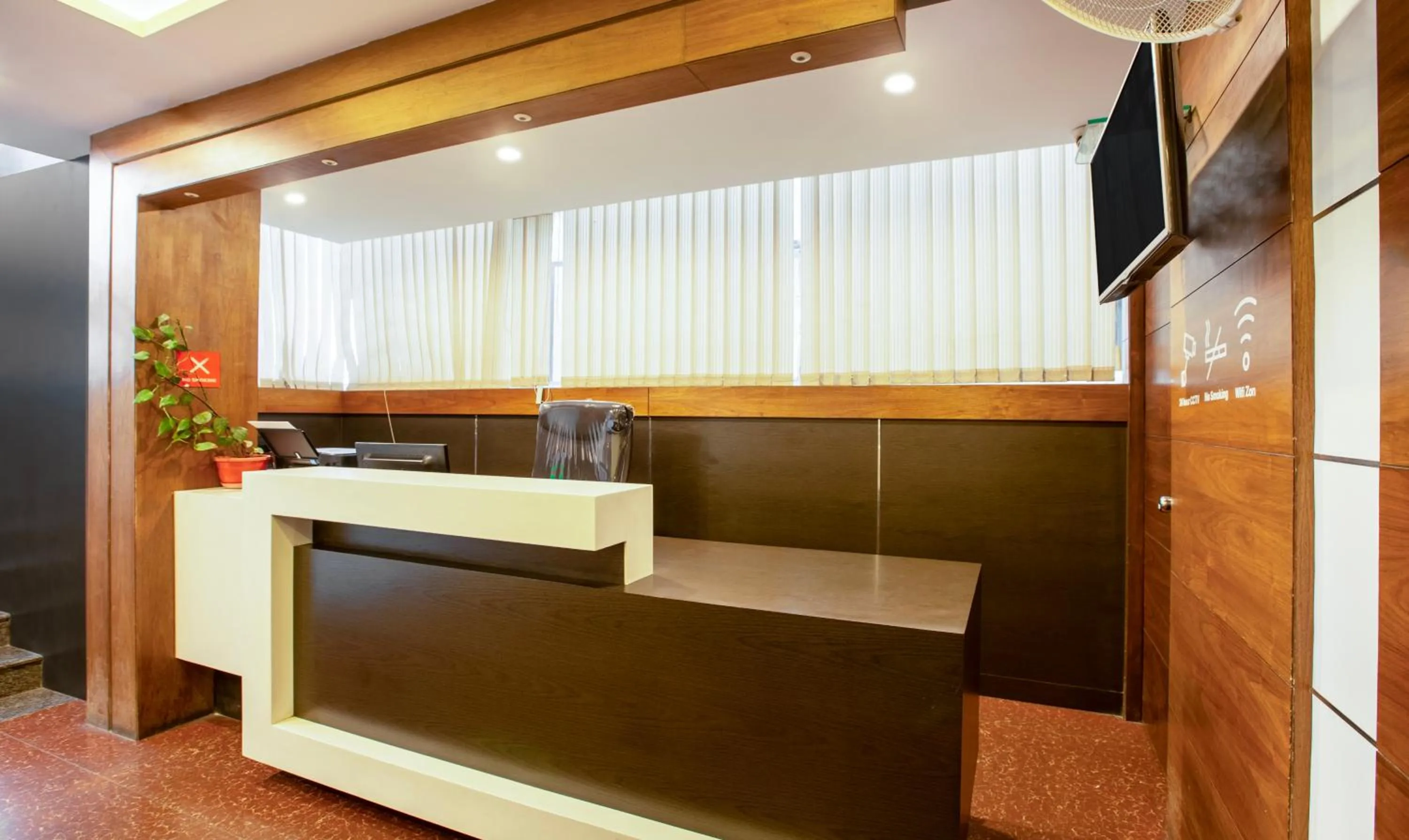 Facade/entrance in Treebo New Plus Point