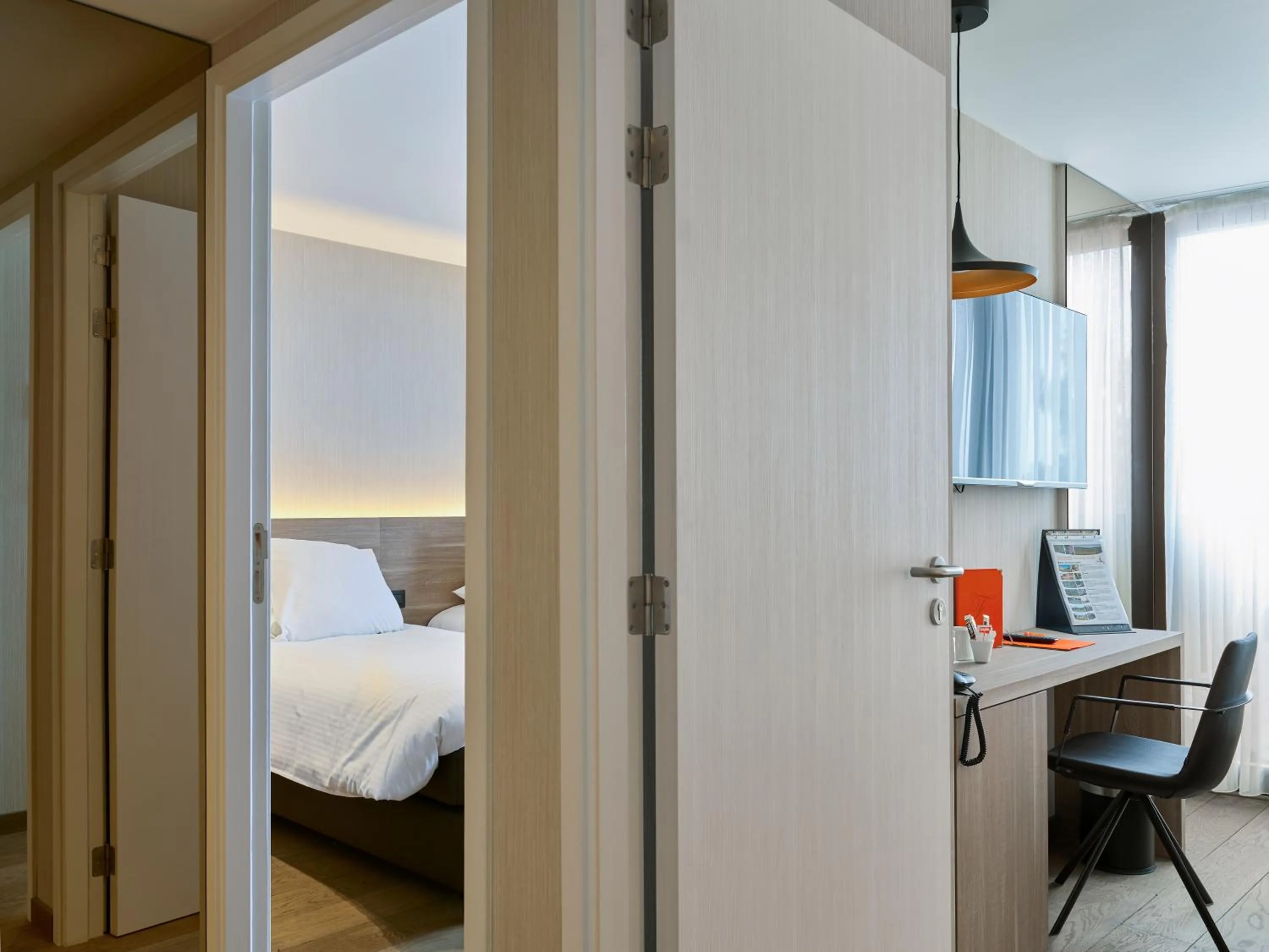 Bedroom, Bed in Le Florentin