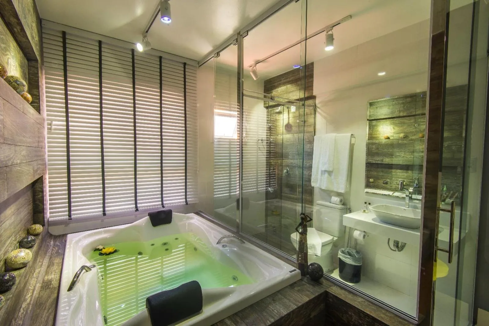 Hot Tub in Cristal Pousada