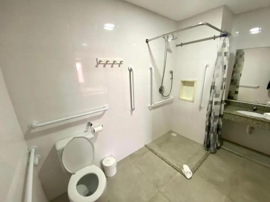 Bathroom in Pousada Baía dos Açores