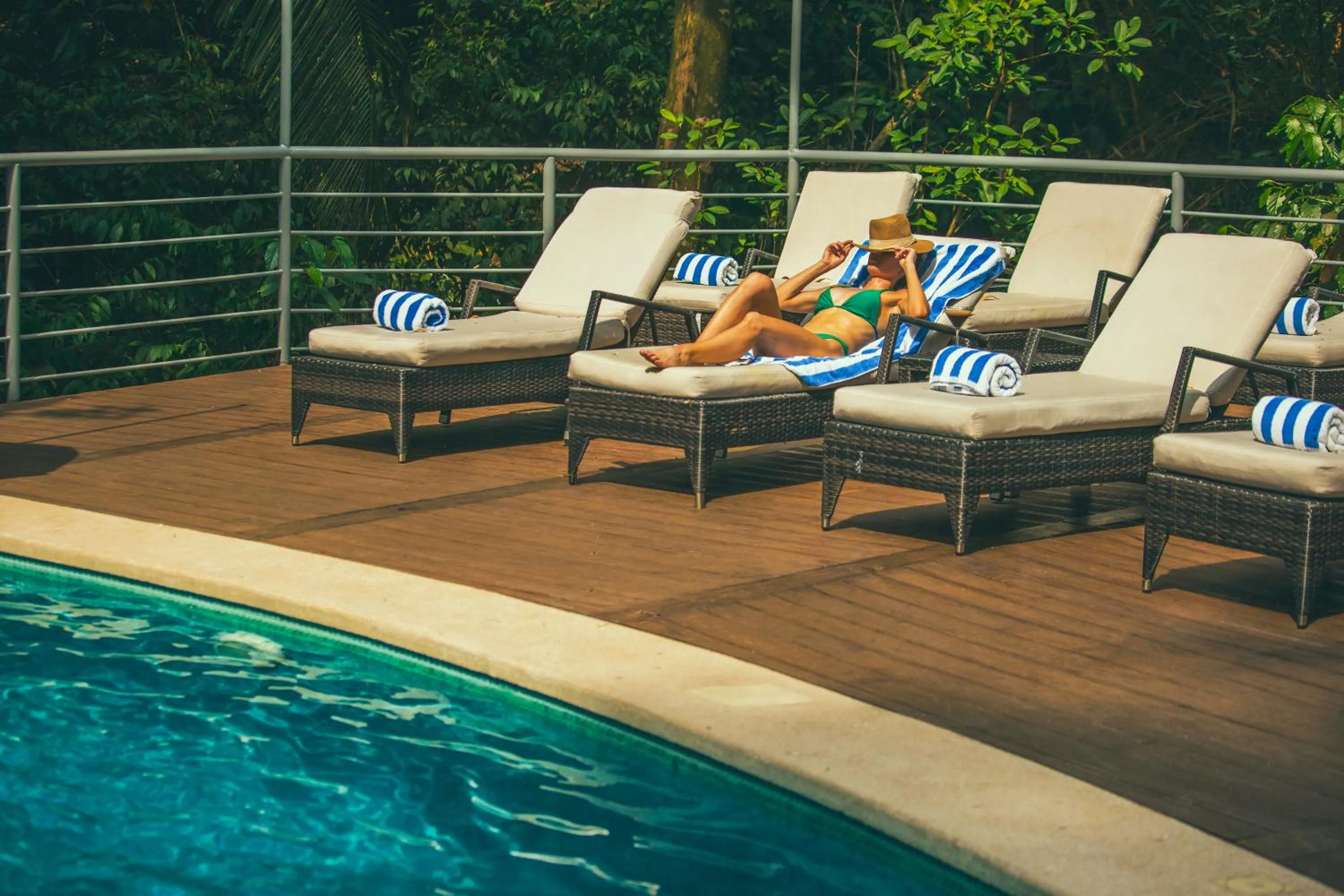 Swimming pool in Jungle Vista Boutique Hotel