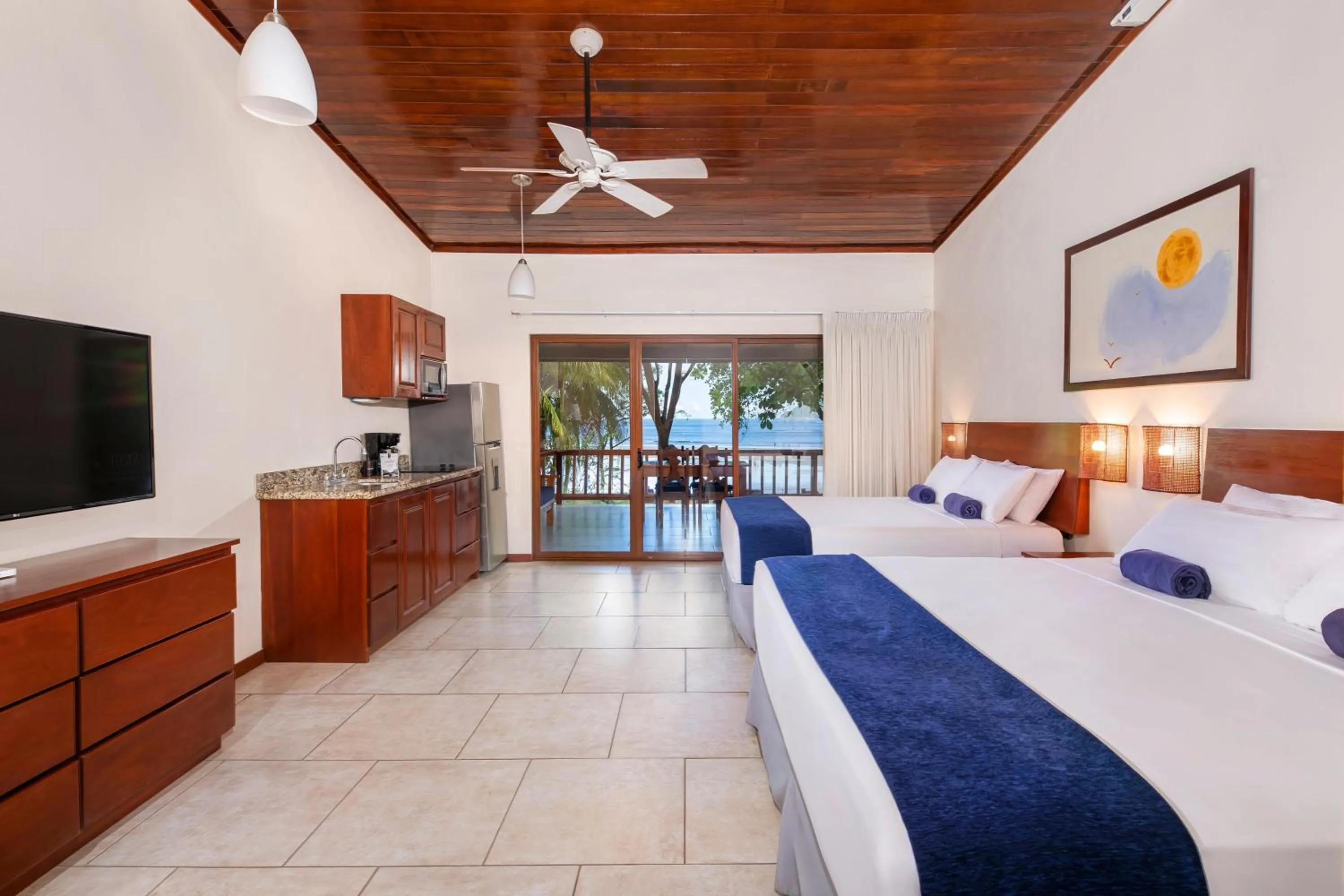 Superior Suite in The Coast Beachfront Hotel