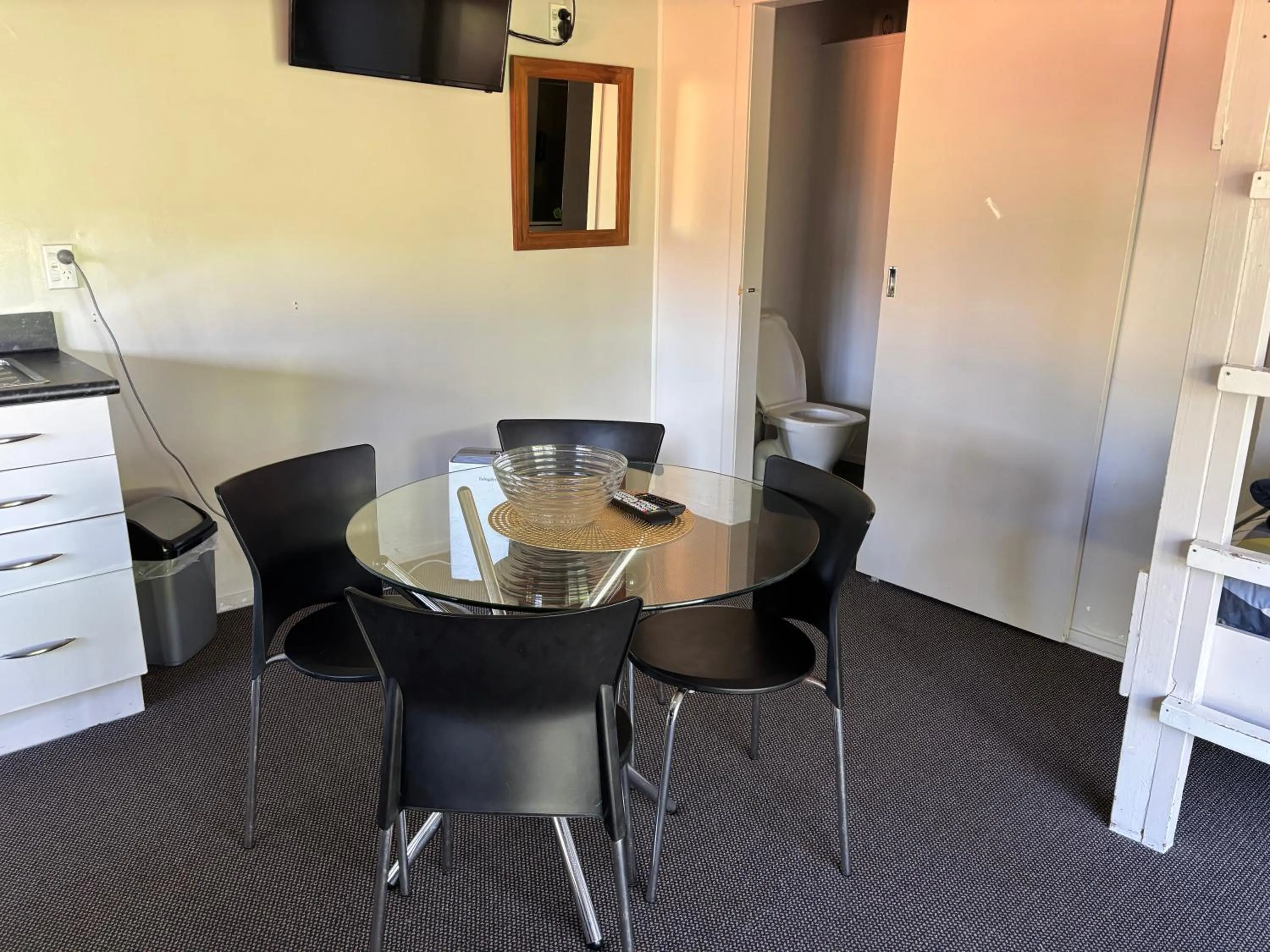 Dining area in Bay of Islands Holiday Park