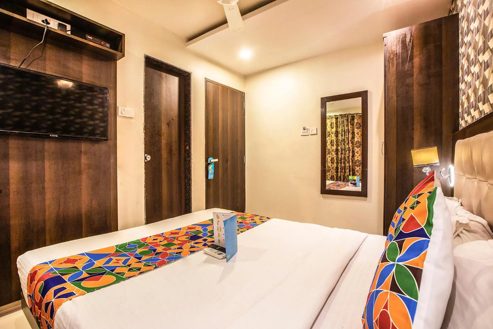 Bedroom, Bed in Hygienic Hotel Liberty Plaza