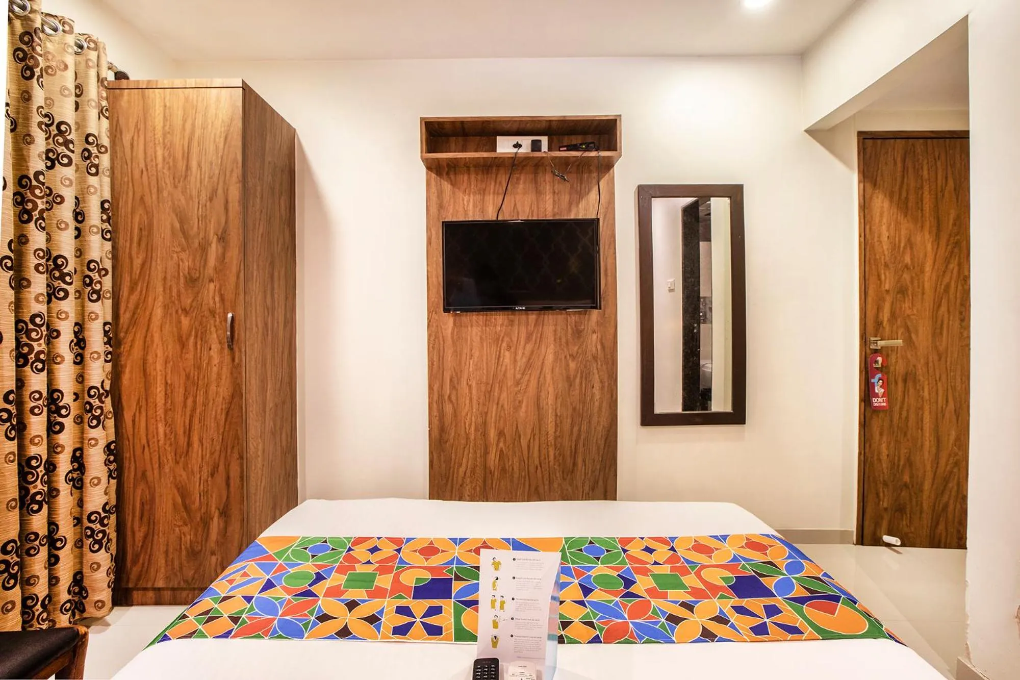 Bedroom, Bed in Hygienic Hotel Liberty Plaza