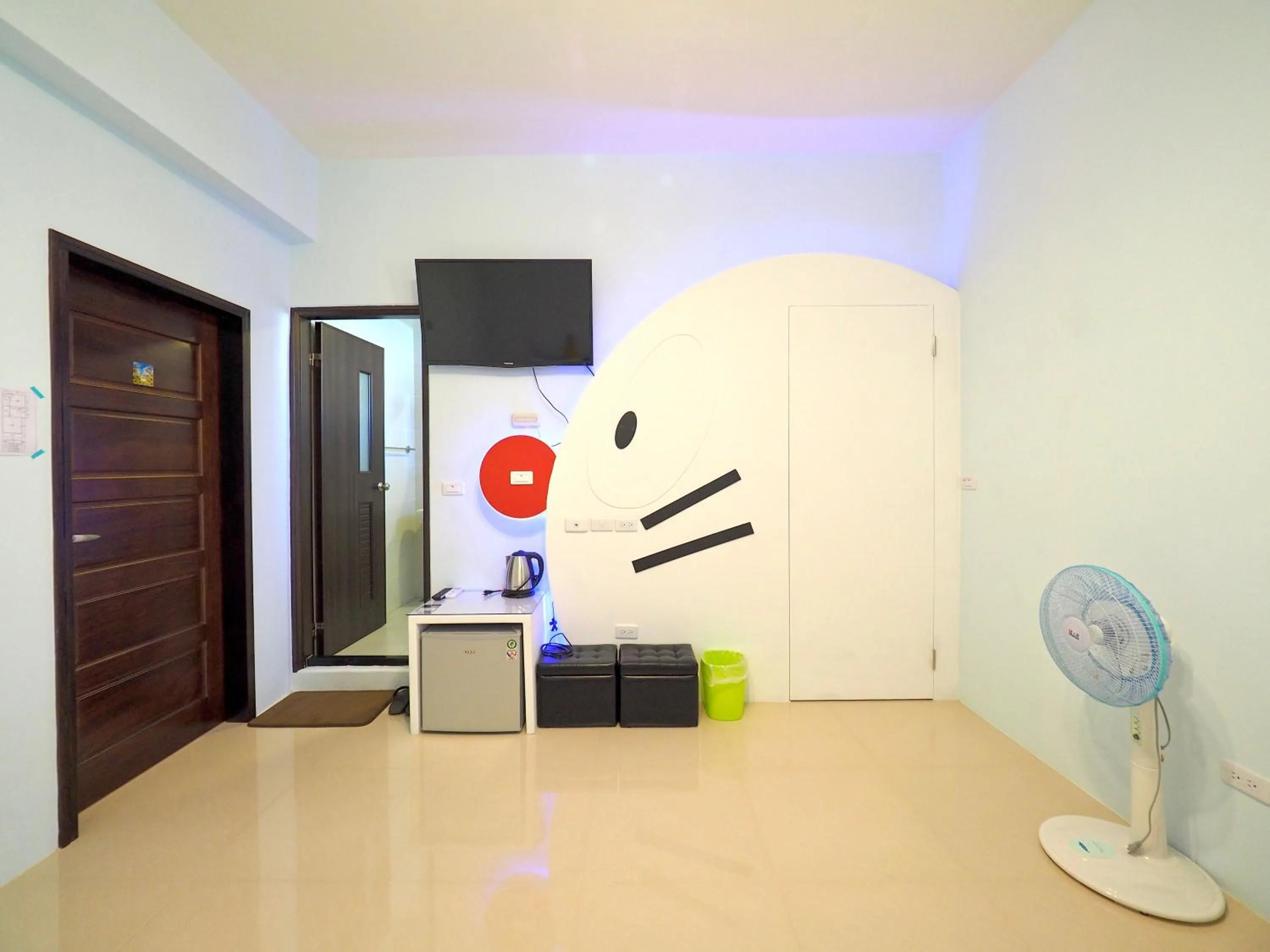 TV and multimedia in Love and Peace B&B