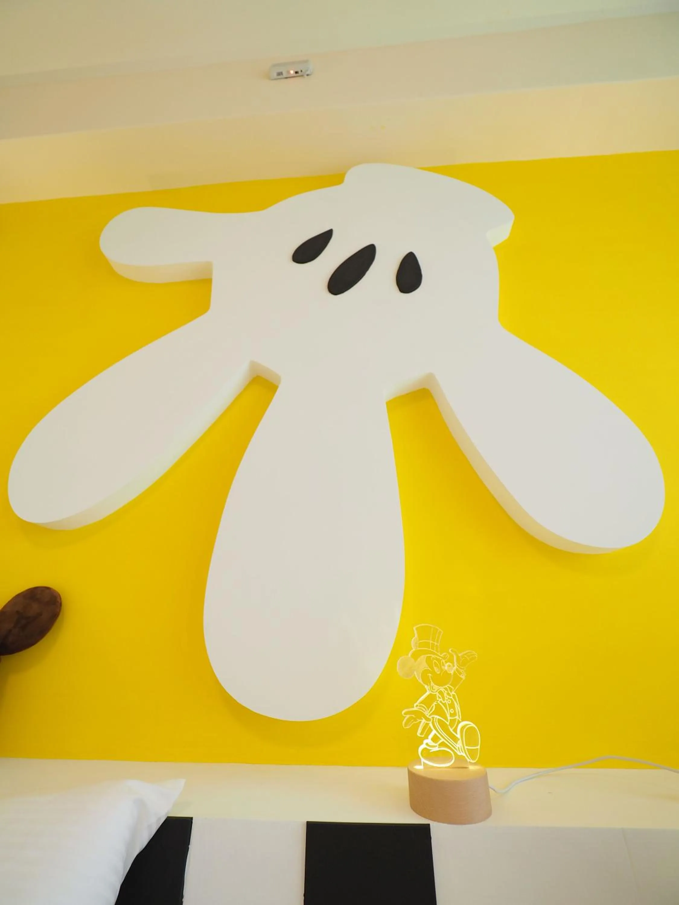 Decorative detail in Love and Peace B&B