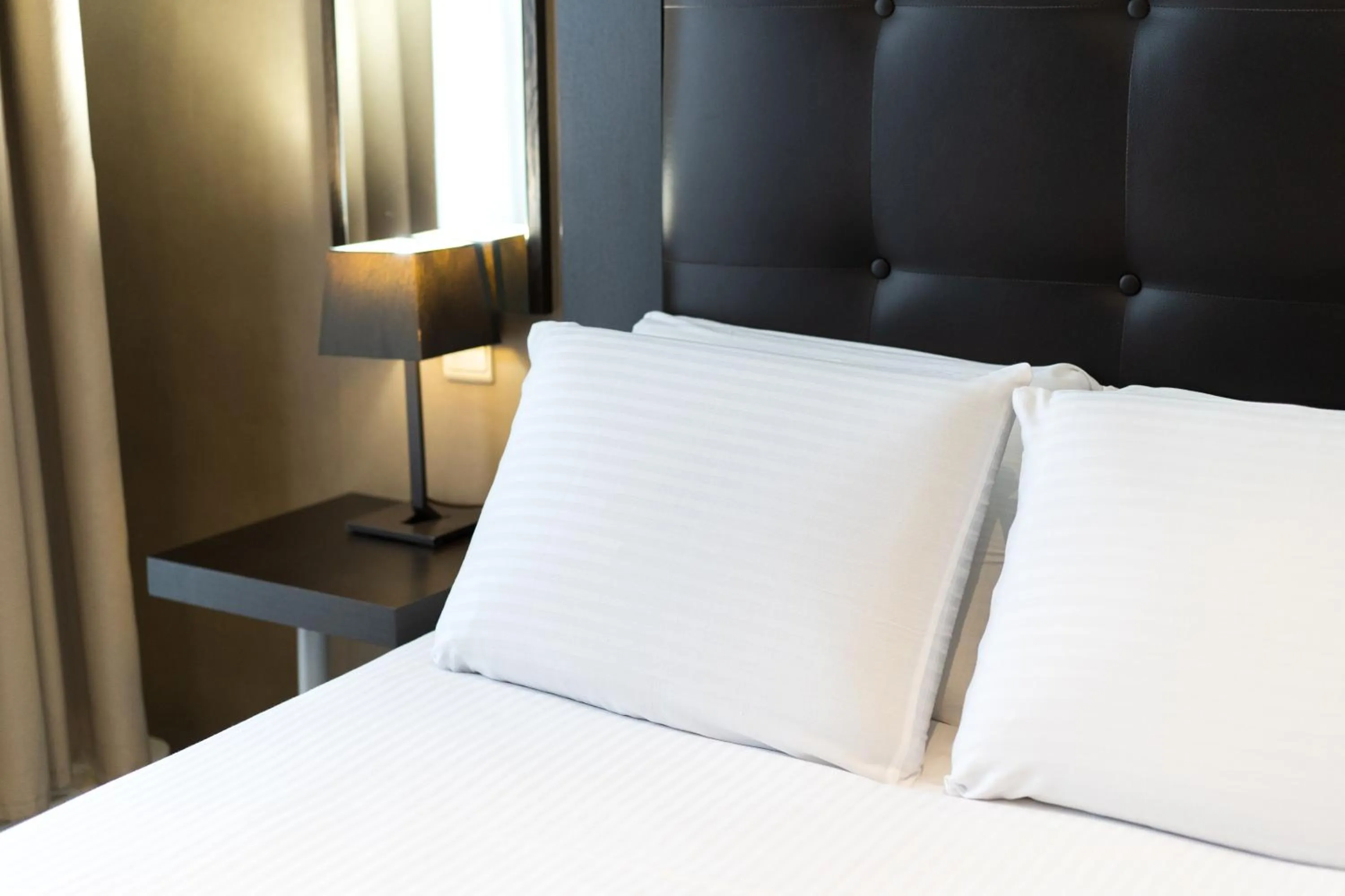 Bed in Hotel Chambord