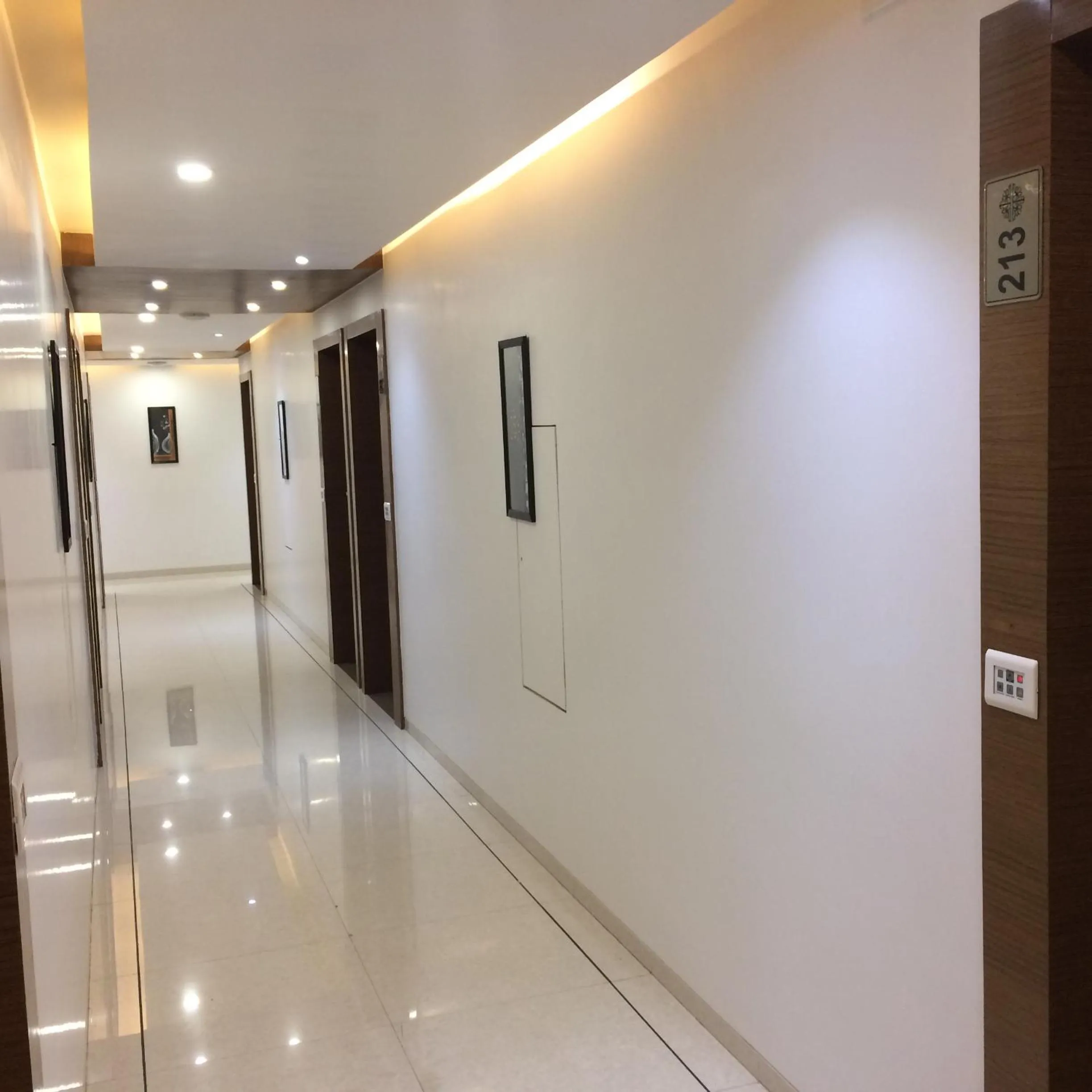 Lobby or reception in Hotel Royal Shelter